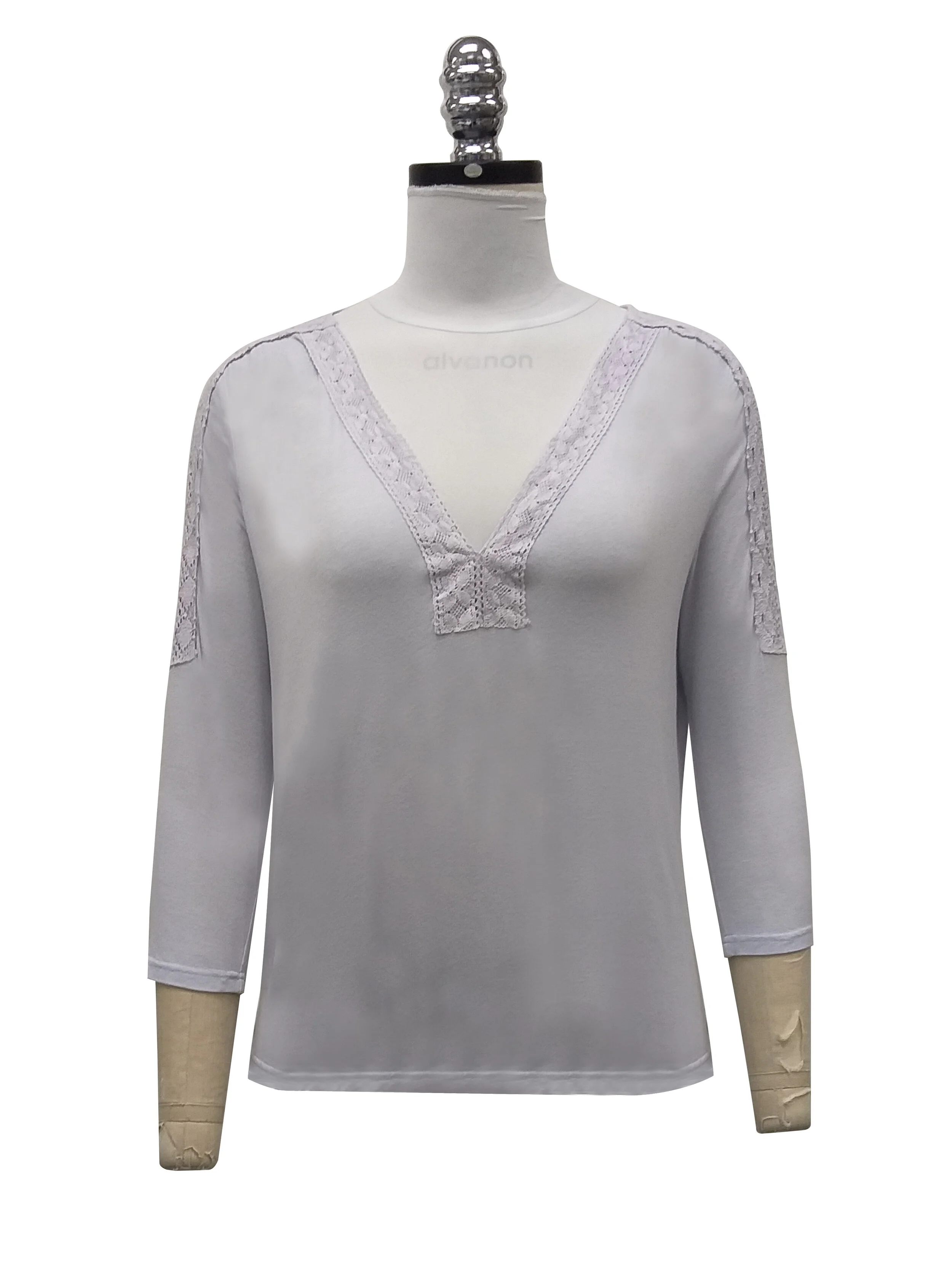NLT36204 Lilac Hint 