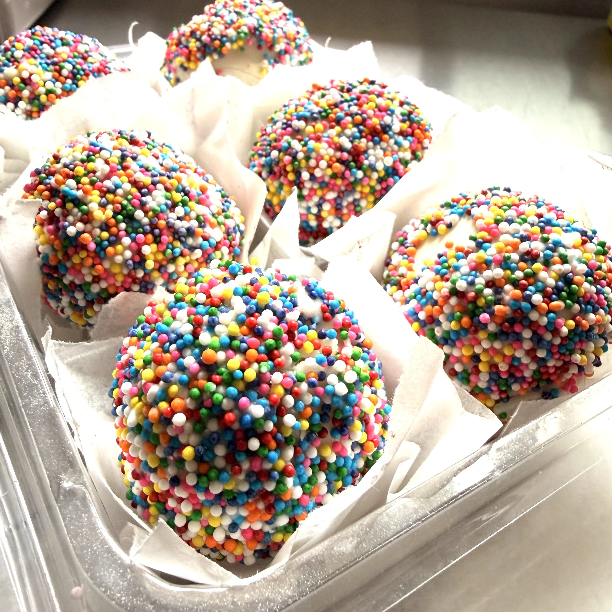 6 Pack Cake Truffles