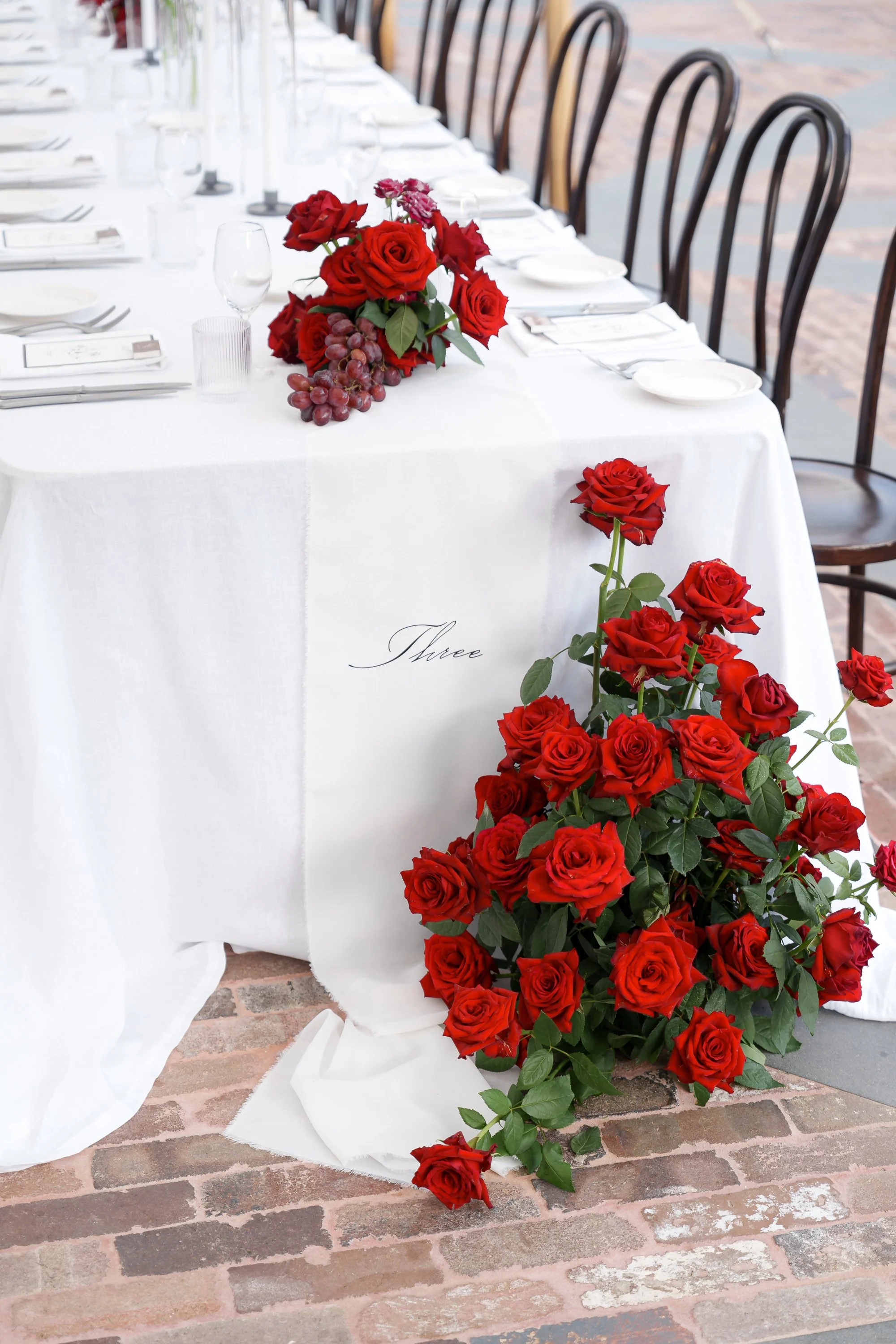 SaltAtelier_SydneyWeddingPhotographer_RedLeafWollombi_LaraSam_112.jpg