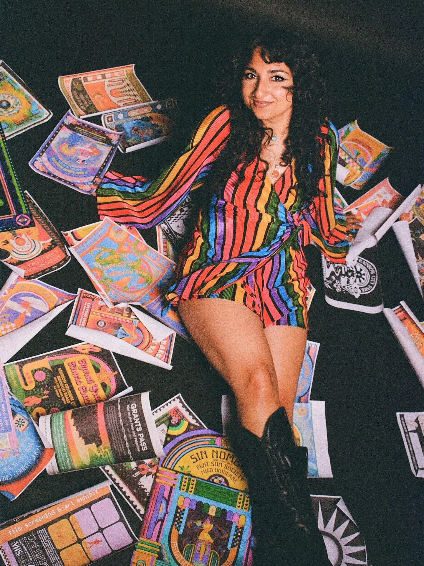 Now you see me, now you don&rsquo;t ✨
Love love love creating, welcome to my lil world.💫🌞🌛
📸 @mahaylarheanna 
.
.
.
.
.
.
.
.
.
.
.
.
.
.
.
.
.
.
.
#poster #design #illustration #graphicdesign