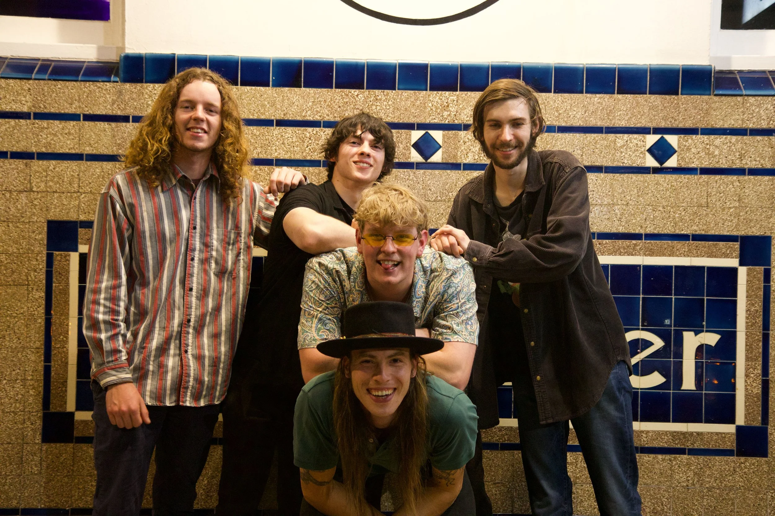 Lucas Cavanagh &amp; The Train Wrecks</span>