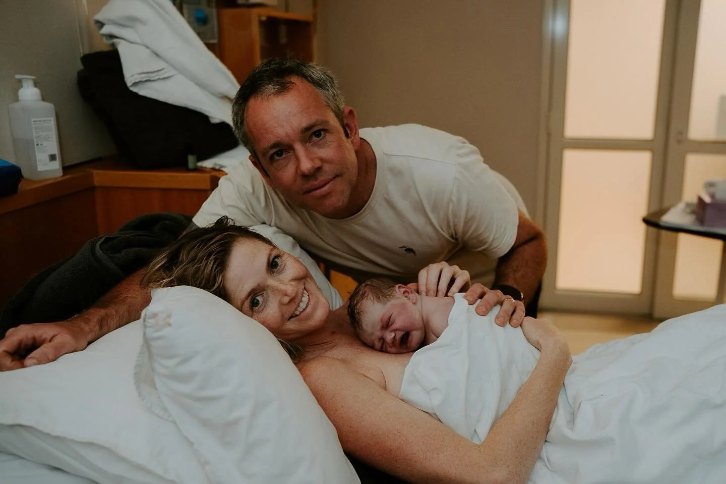 Whenever it&rsquo;s possible, I always try and get a nice photo of you together before I leave a birth. This is often one of the last images in your gallery. 

While labours can be many hours, I often also remain for 1-3 hours post-birth to document 