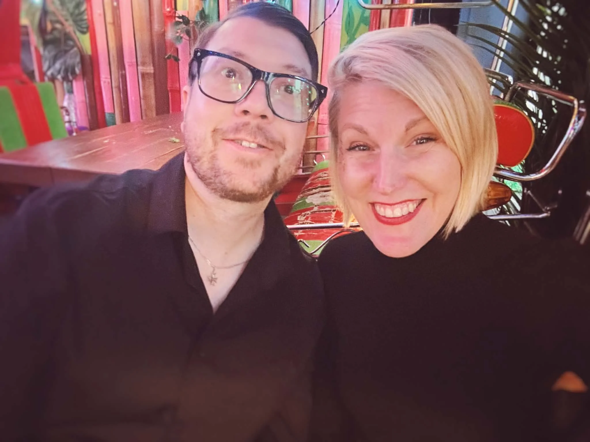 Författaren Sussie Mellstedt och Reiki healer Mats