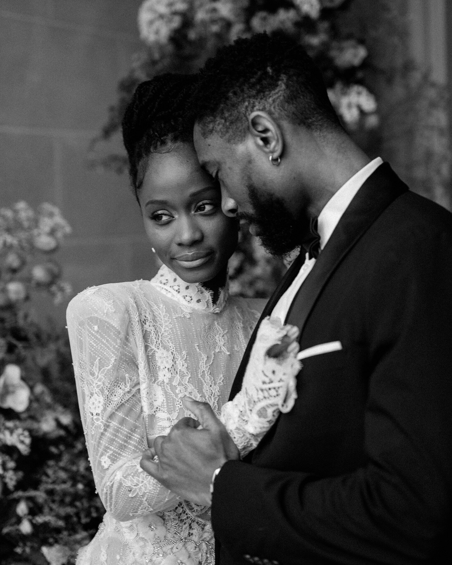 One of the most beautiful moments is love&hellip;

Planner and stylist @rebeccamarieweddings @workshopsbylark 
Venue @hedsor 
Florist @sassflower 
Fabric installation @drap.d_ 
Cakes @cak.d_ 
Decor items @theluxecollectionuk 
Stationery @graystarling