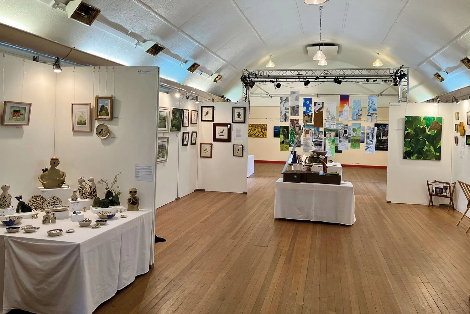 Glasbury Arts Exhibition: Highlighting the Artists