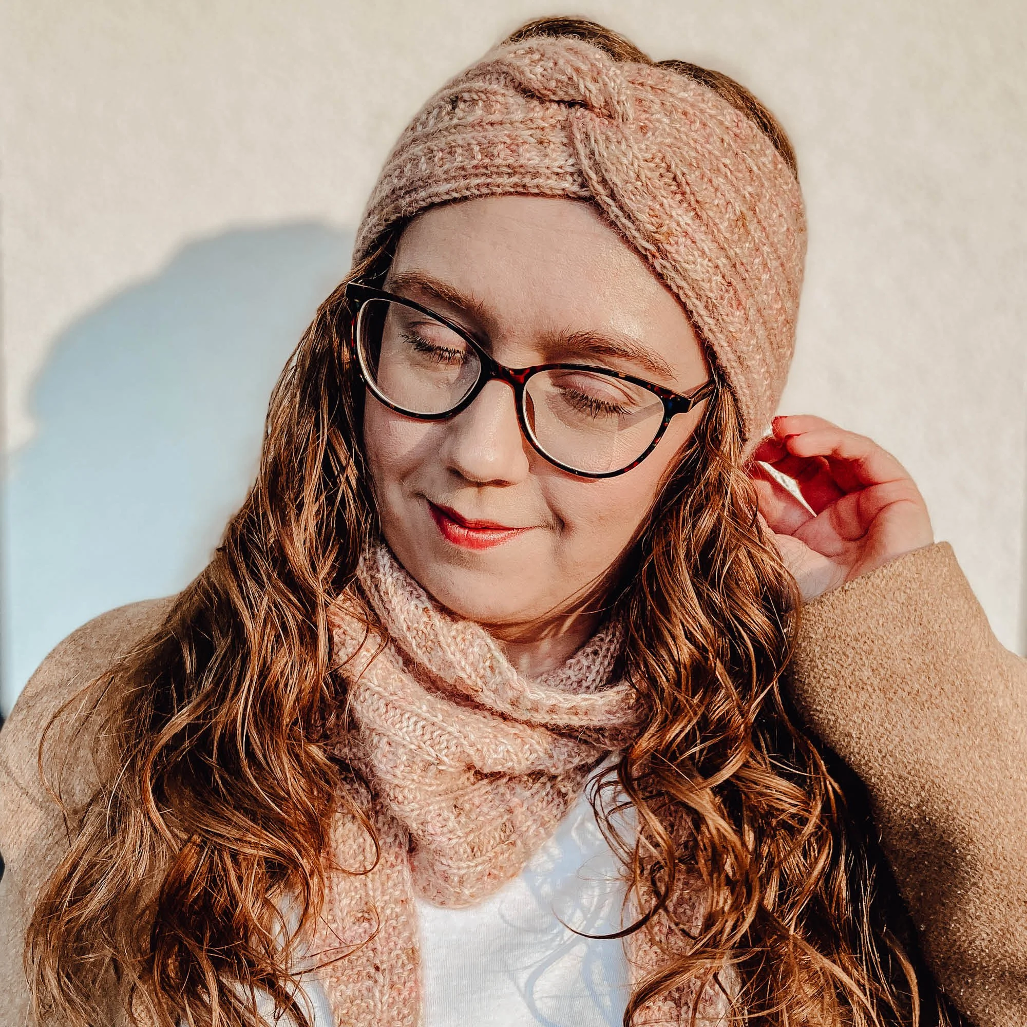 Easy small triangle scarf knitting pattern — Whileberry modern knitting patterns, knitting