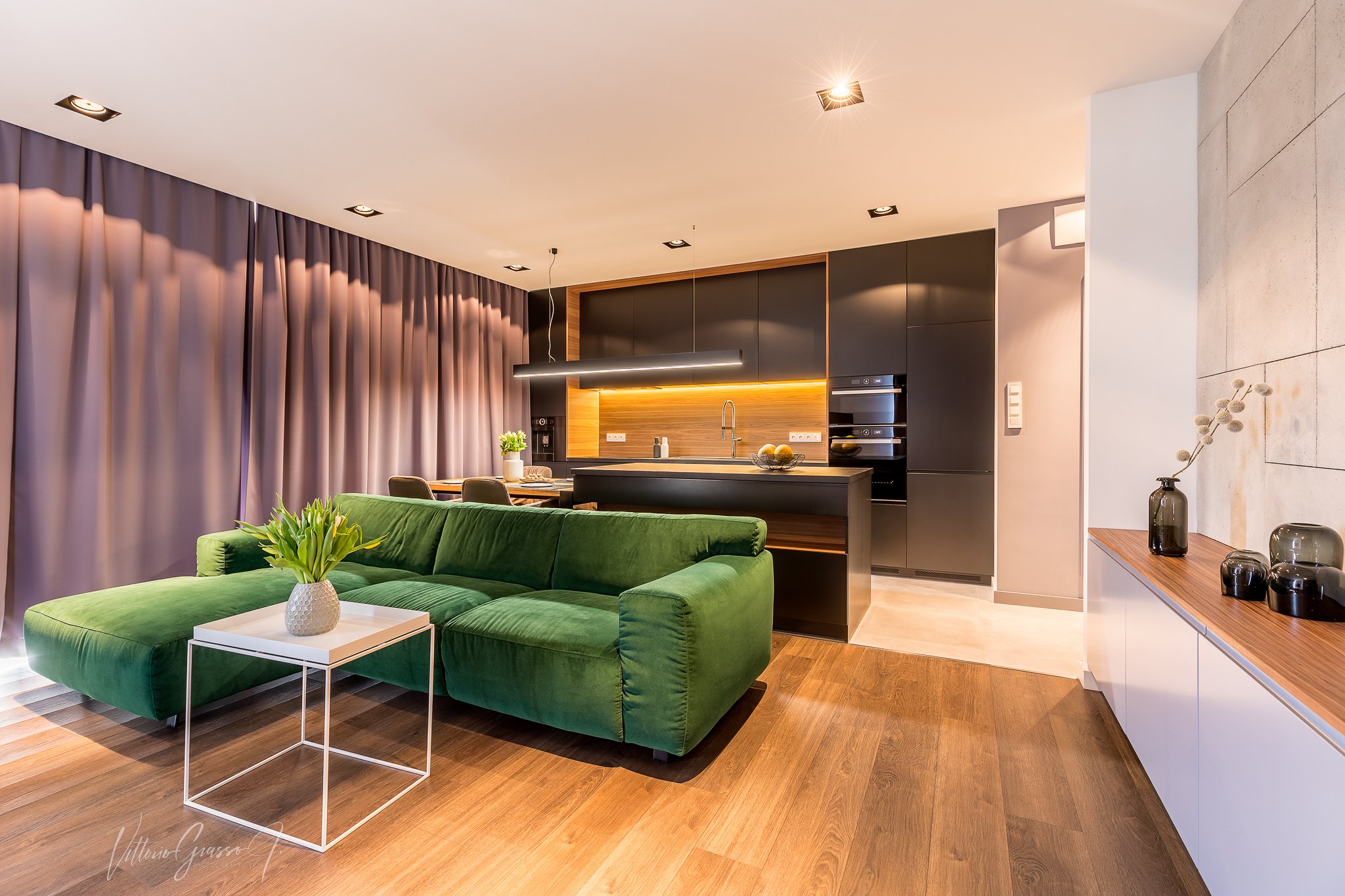 Interior Photos for web site VGJ-33.jpg