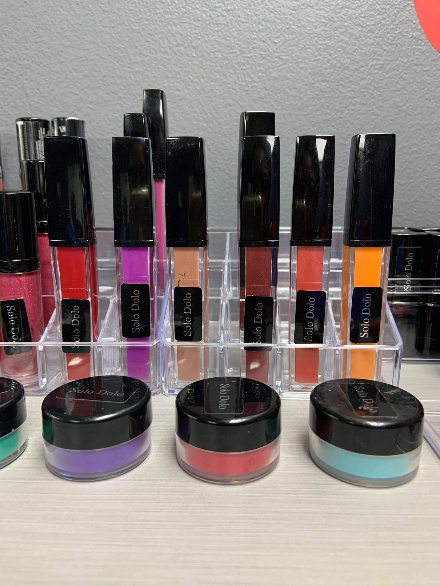 diva dannett BOUTIQUE _SOLO DOLO_MAKE-UP_COSMETICS_lip stick_lIP GLOSS_collection.jpeg