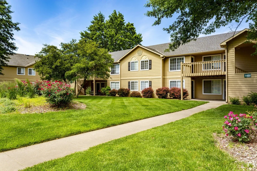 Stadium Place Apartments Properties & Real Estate Management