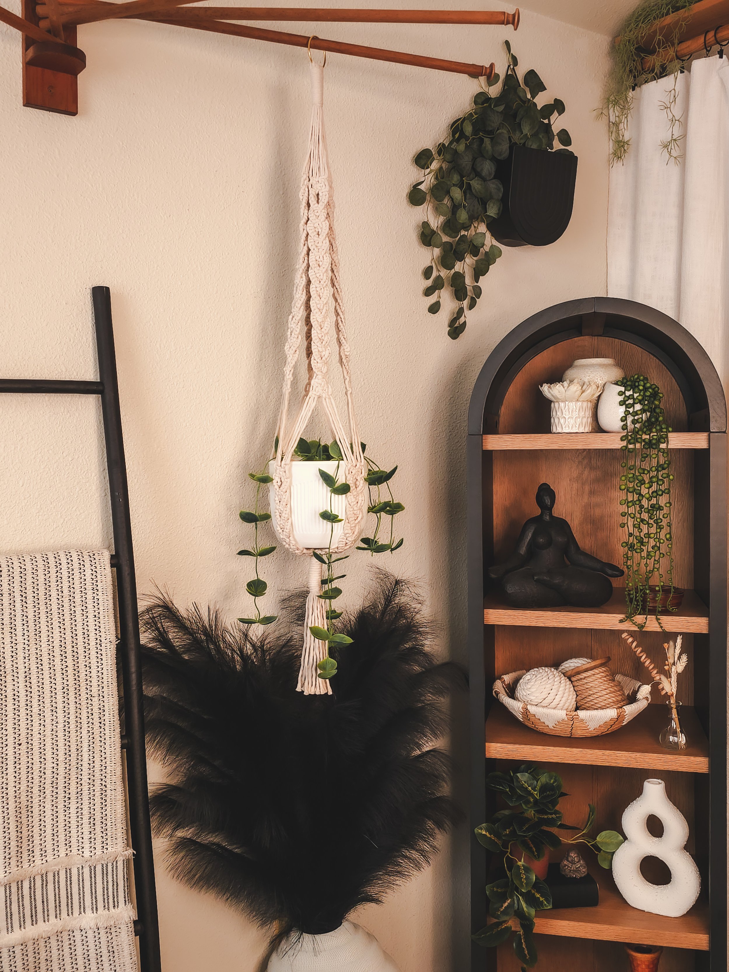 Braided Beauty – Natural Macramé Plant Hanger