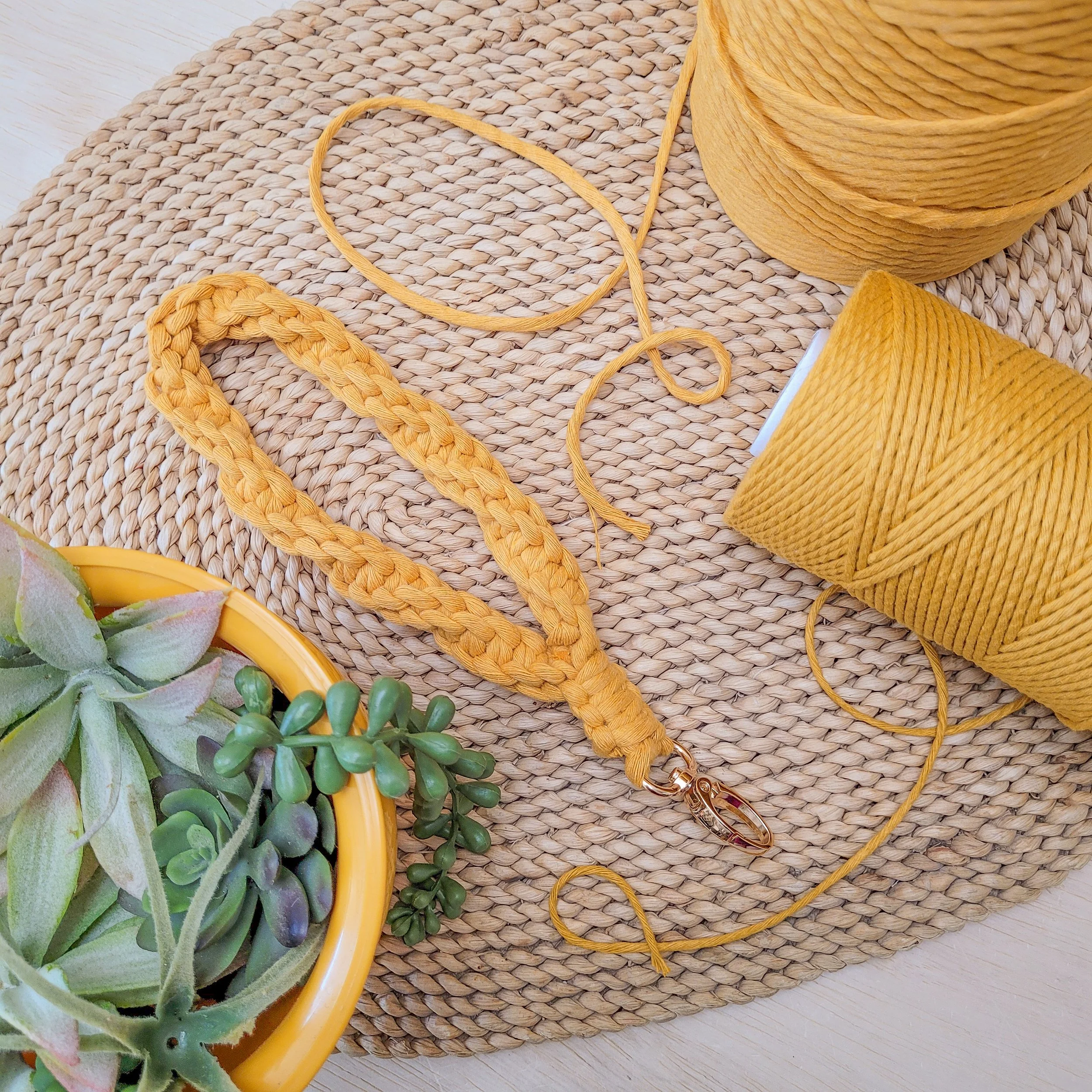 Little Knotty — Twisted Loop Wristlet (5).jpg