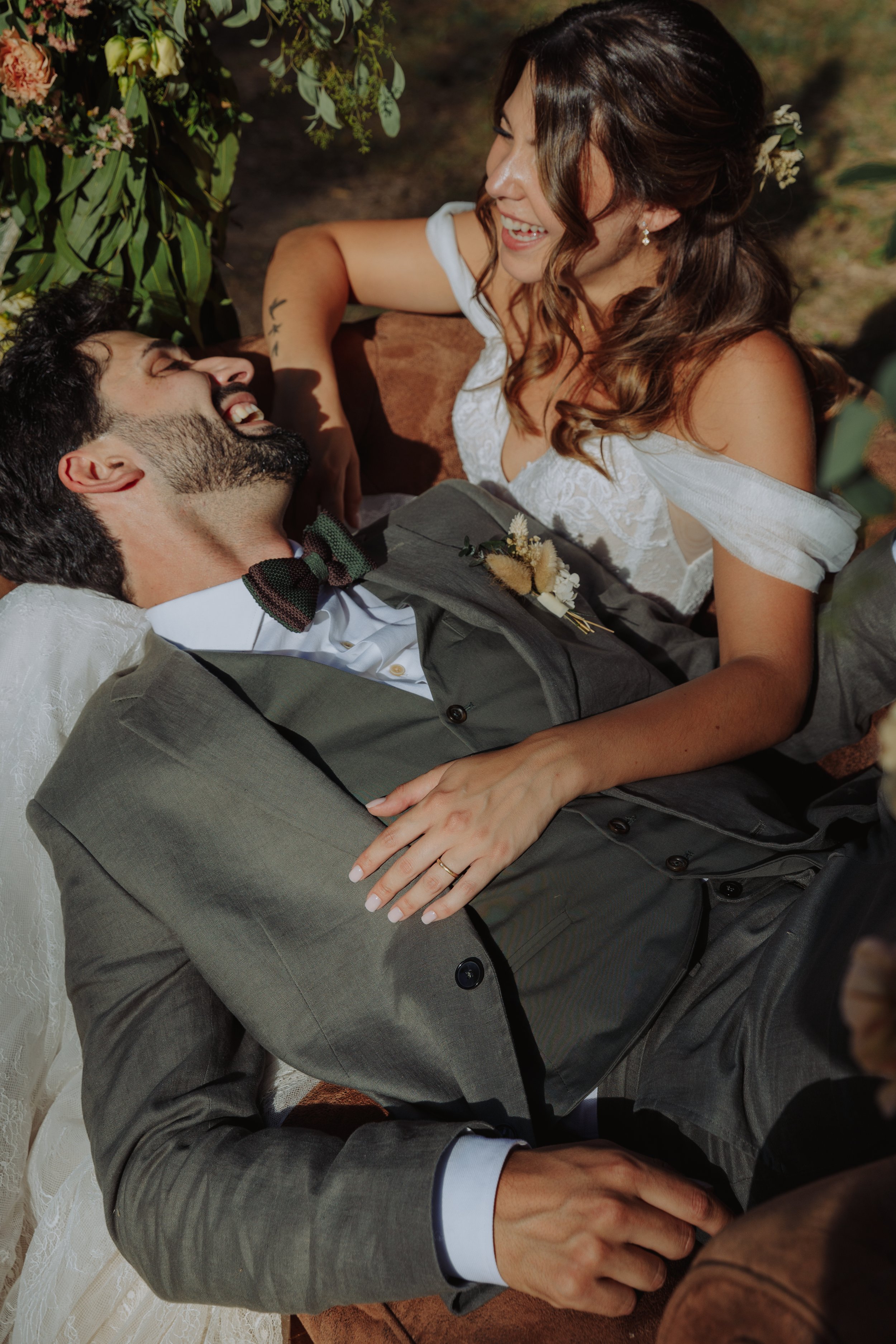Casament Boda casaments fotografia video servei fotografs osona vic Muntanyola el Dalmau masia Barcelona estudi56 natural estrella damm aqui ara i aixi aesthetic documental autor reportatge nuvi nuvia boda.net session pareja novios estilo editorial