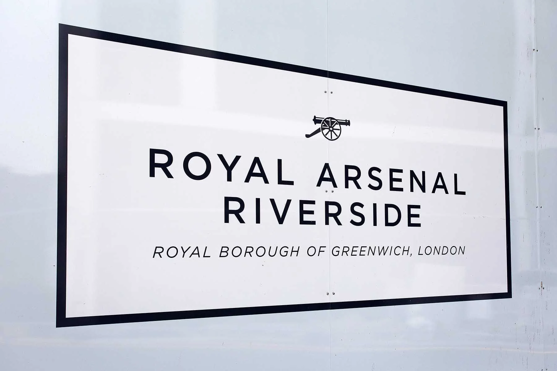 Royal_Arsenal_London.jpg