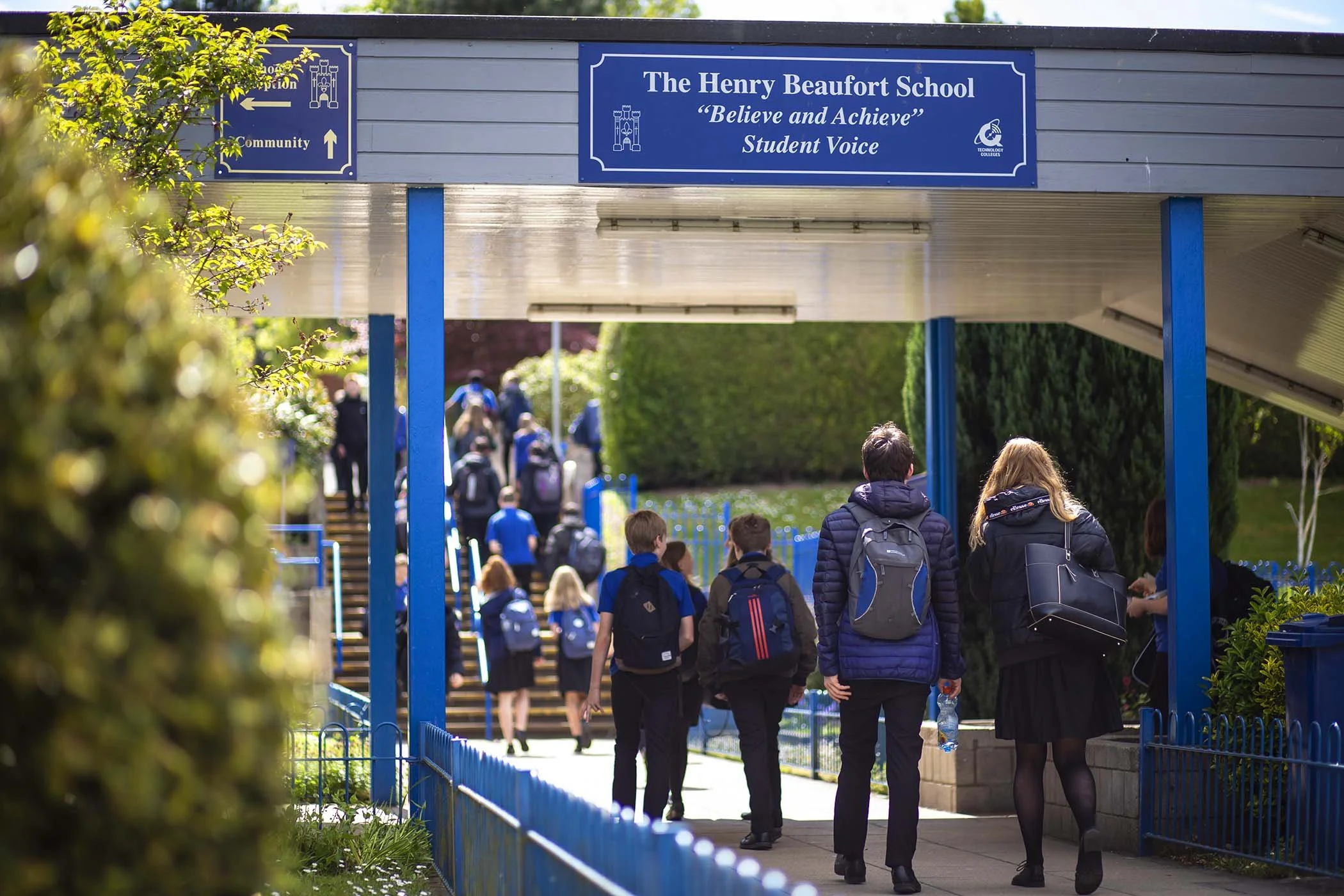 School_prospectus_photography_Basingstoke.jpg