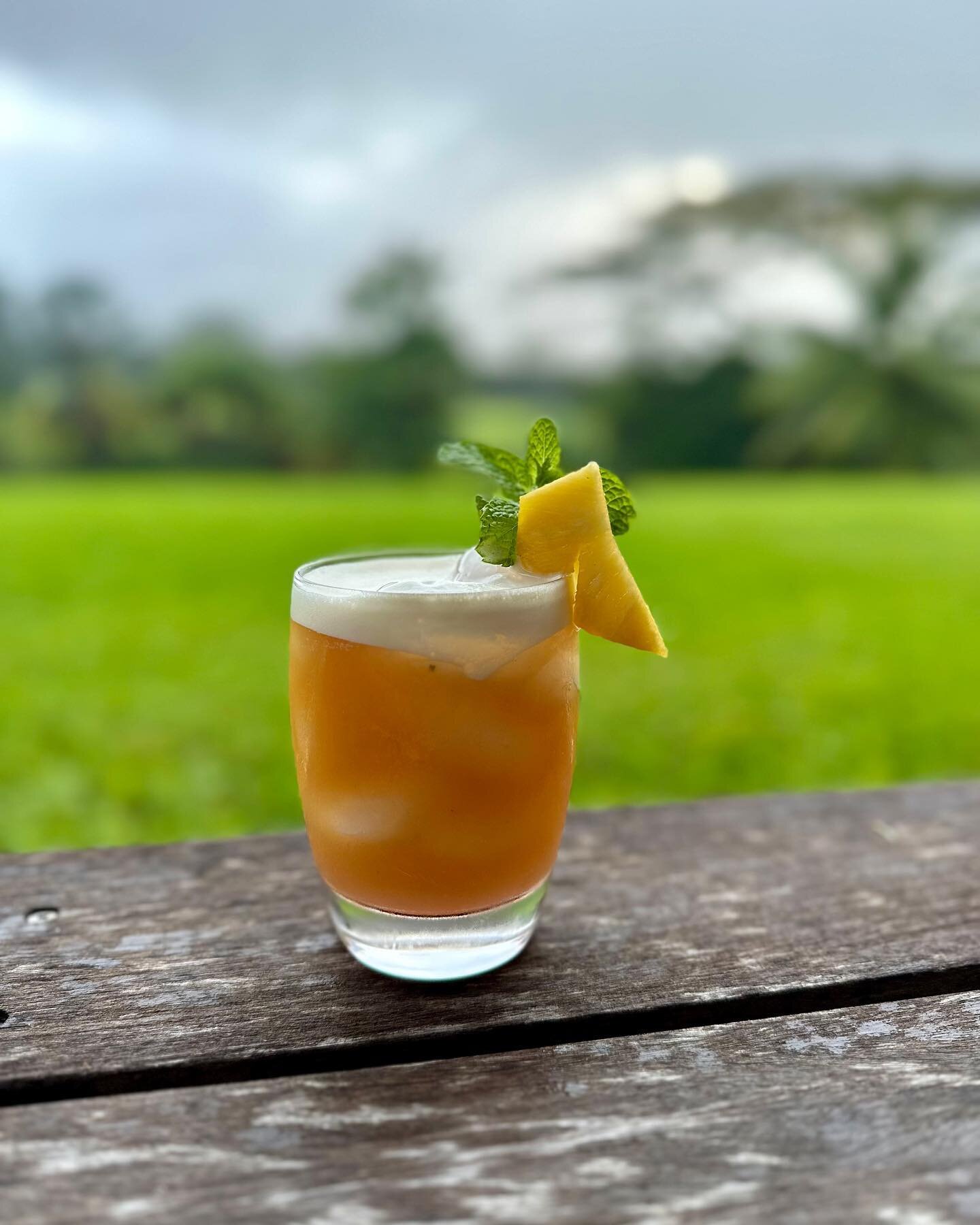 Happy Hummmmppppp Day! 

Introducing: &ldquo;Tropic Thunder&rdquo;

A truly tropical cocktail, if you can get your paws on keffir lime, it&rsquo;ll really make this one special! Guava juice could be substituted for many other fruit/tropical juices if