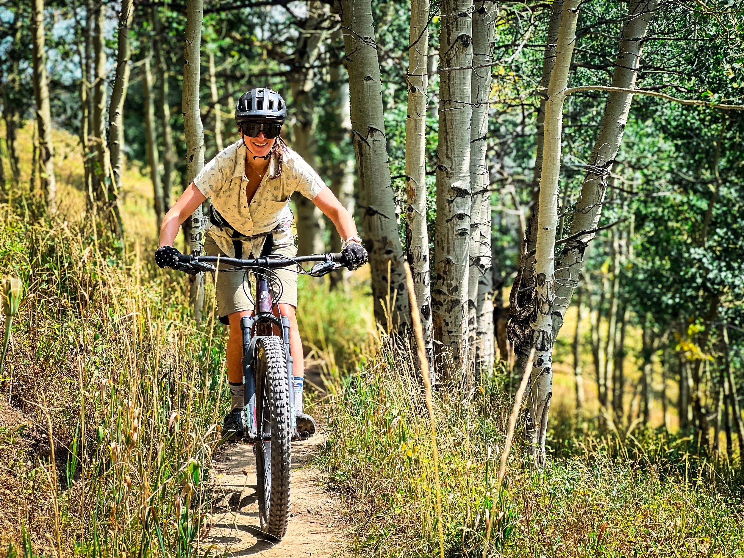 Flylow Shirt, horizontal.JPG