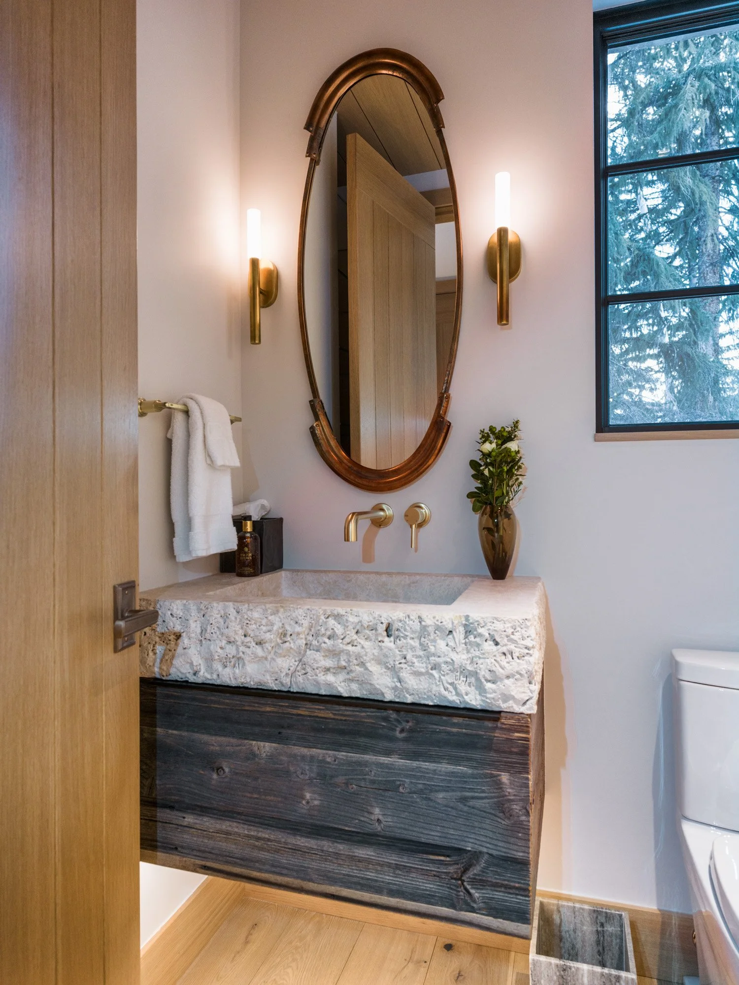 RA Nelson-10180_Lo-res.jpg