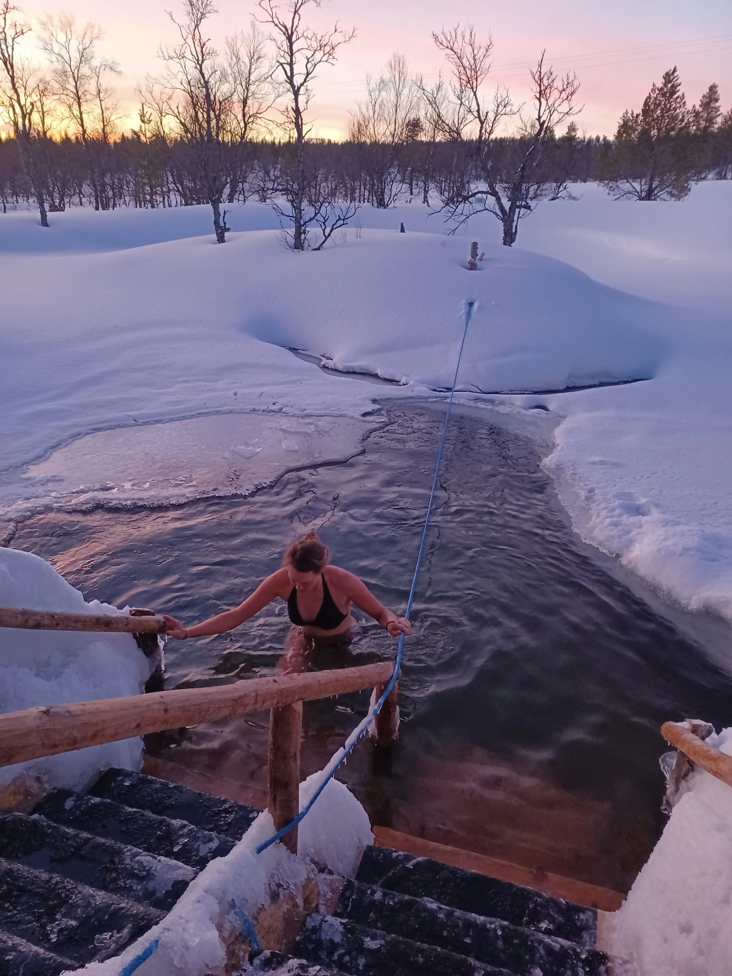 Ice bath after sauna