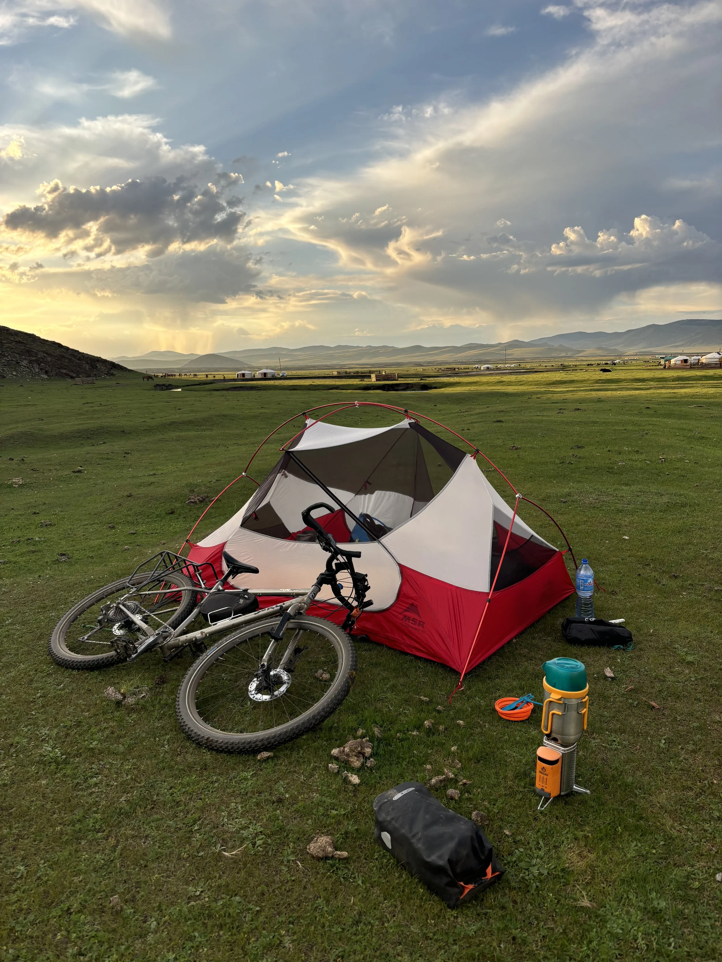 Bikepacking tent Mongolia