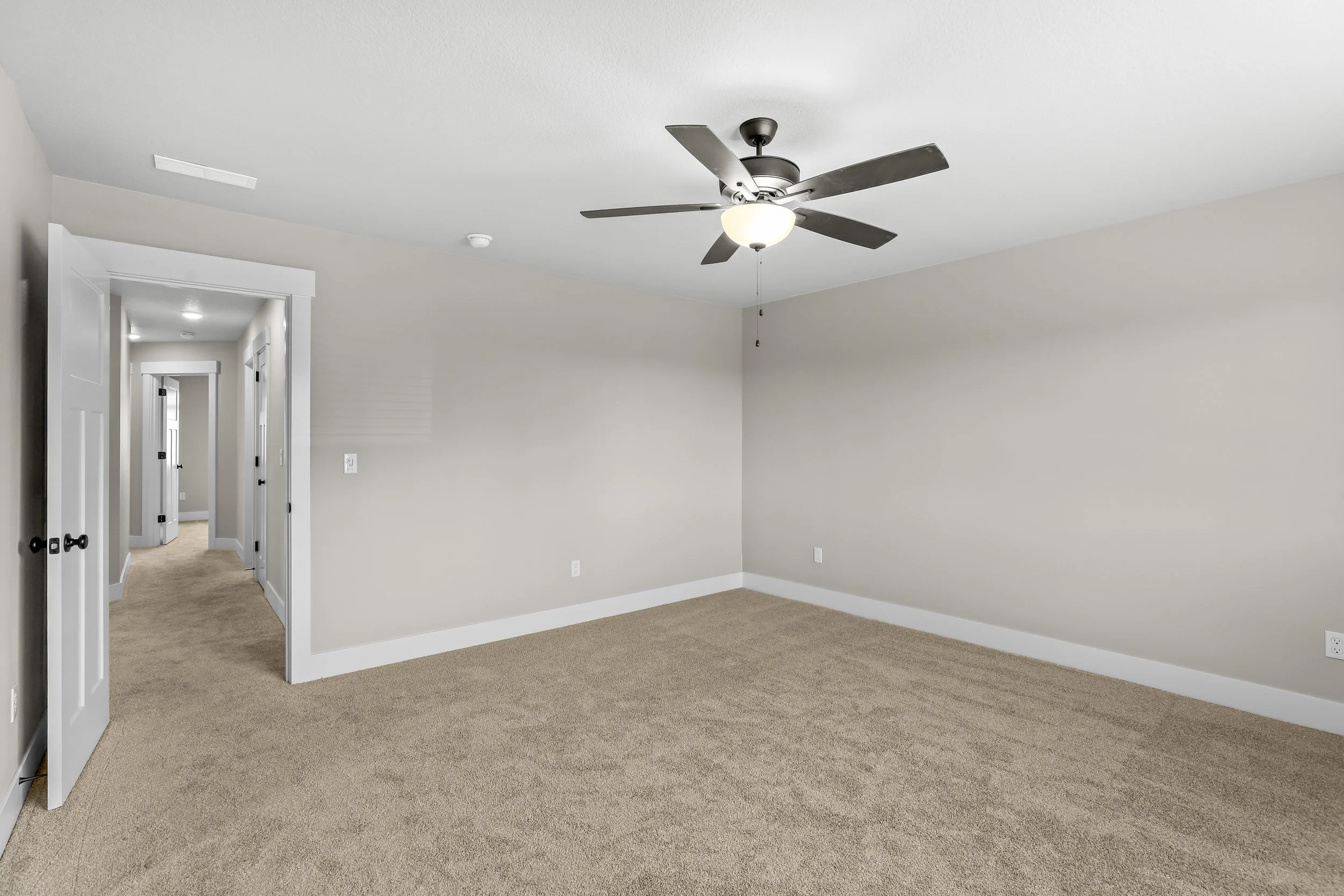 2217 Juniper Circle-32.jpg