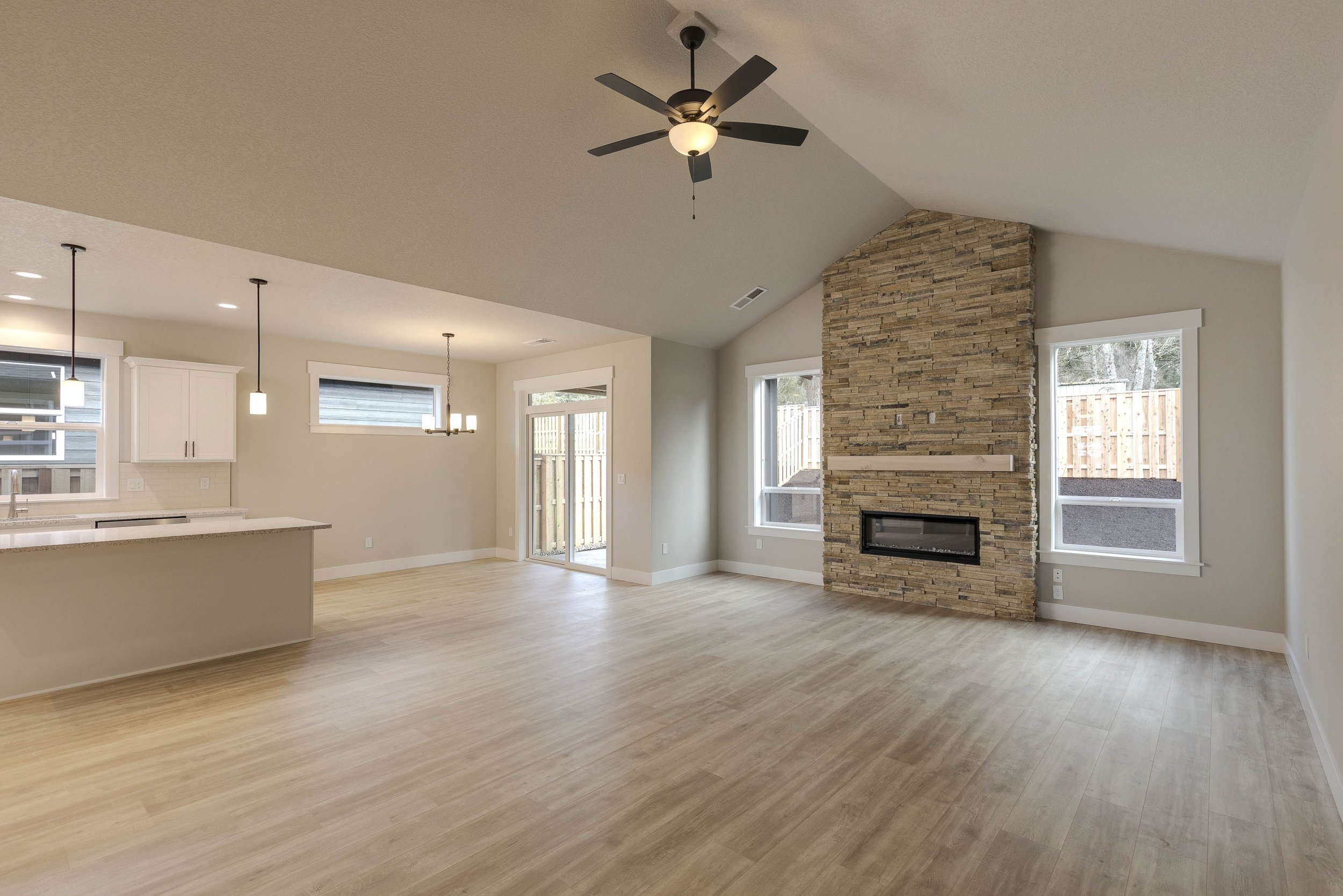 1384 Christine, Estacada, OR-7.jpg