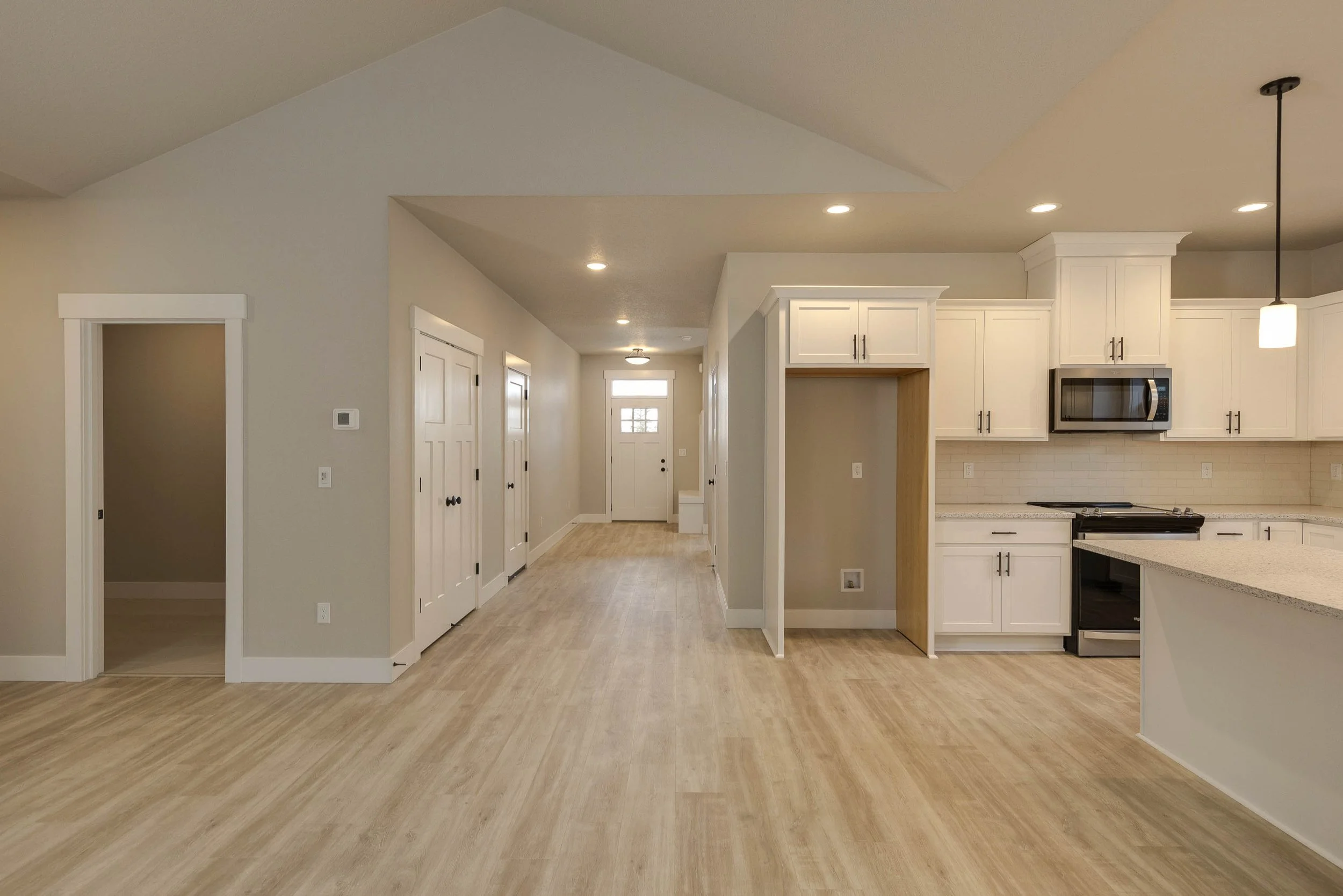 1384 Christine, Estacada, OR-9.jpg