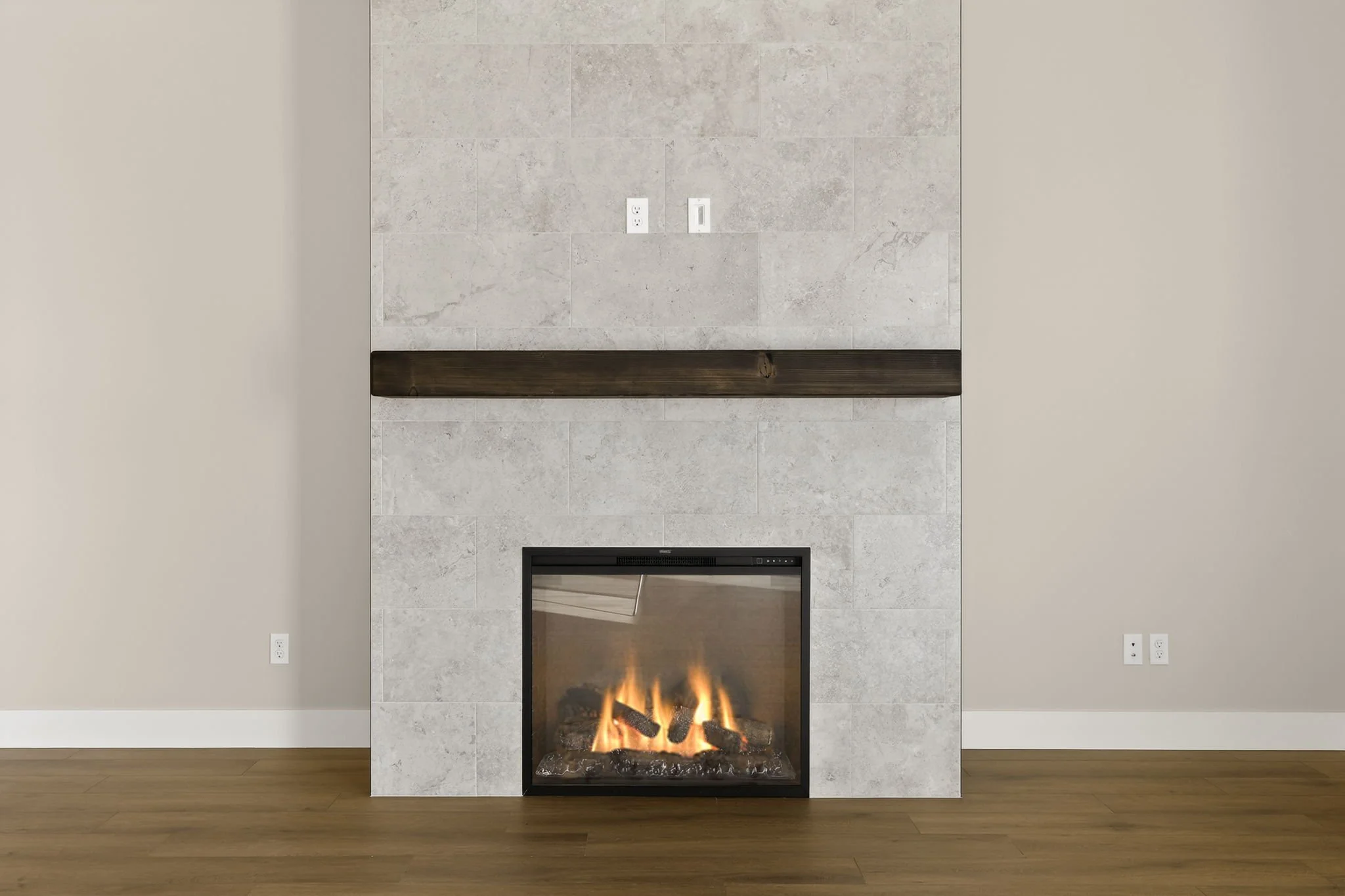 2240 E Otter Lp-9.jpg