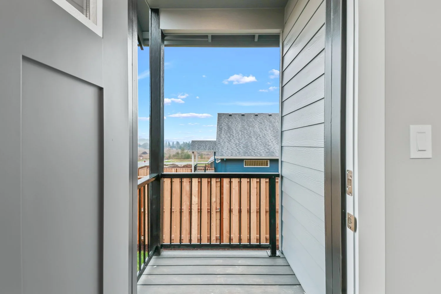 748 NE Pinebreak Dr - WEB-63.JPG