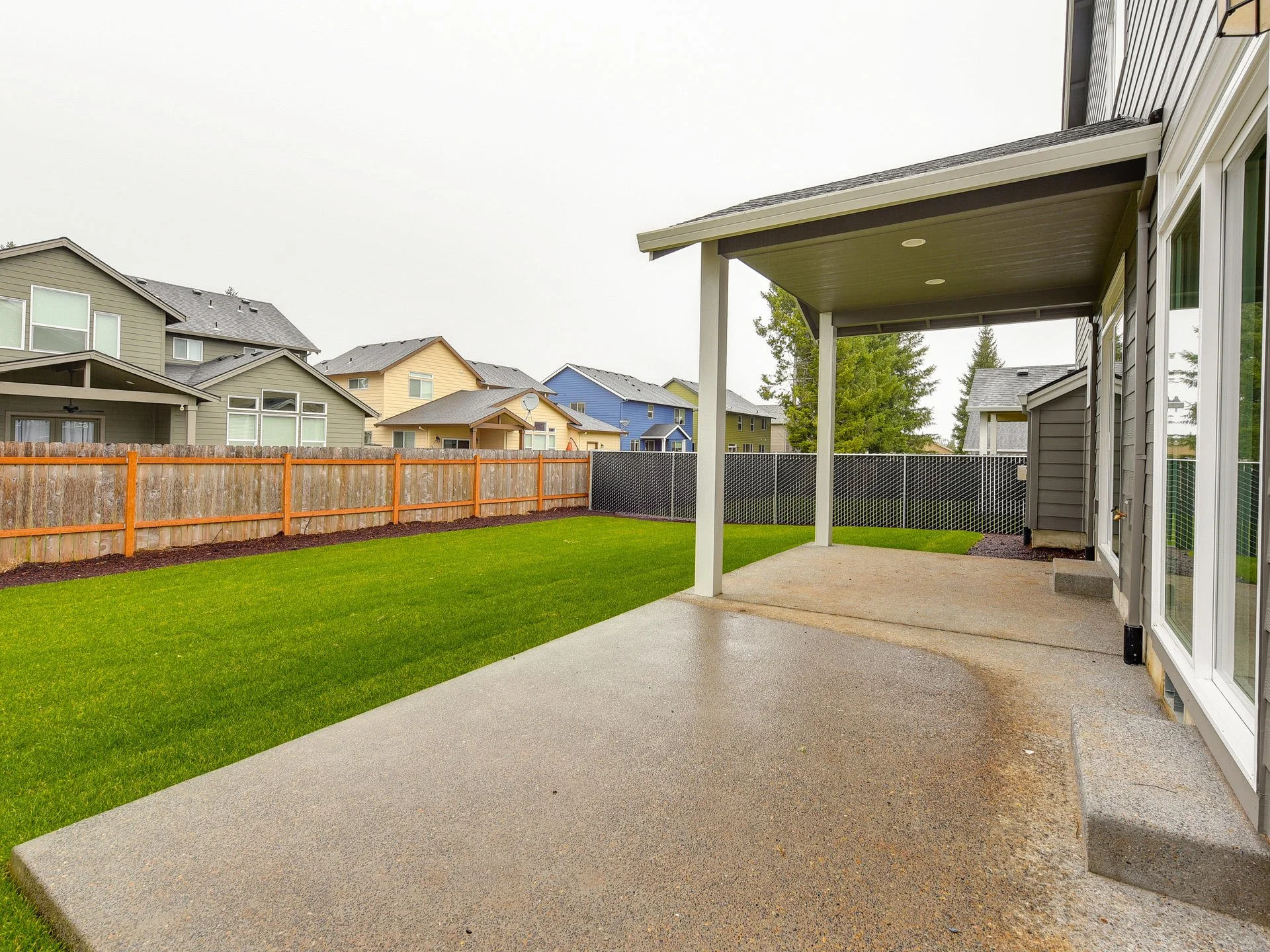 207 SE Regan Hill Loop-053-052-207 NE Regan Hill Loop-MLS_Size.jpg