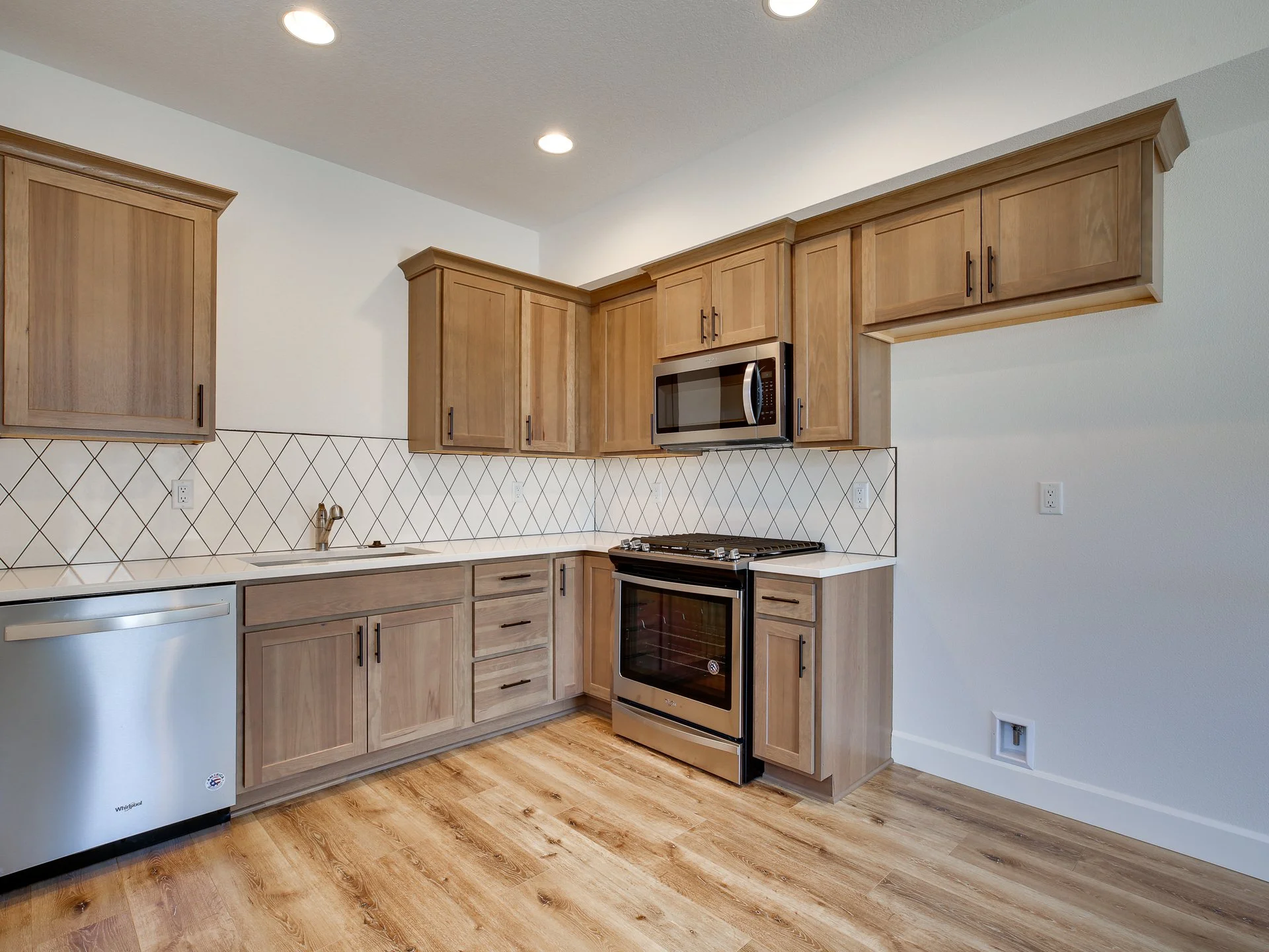 1719 NW 27th Ave - MLS-31.jpg
