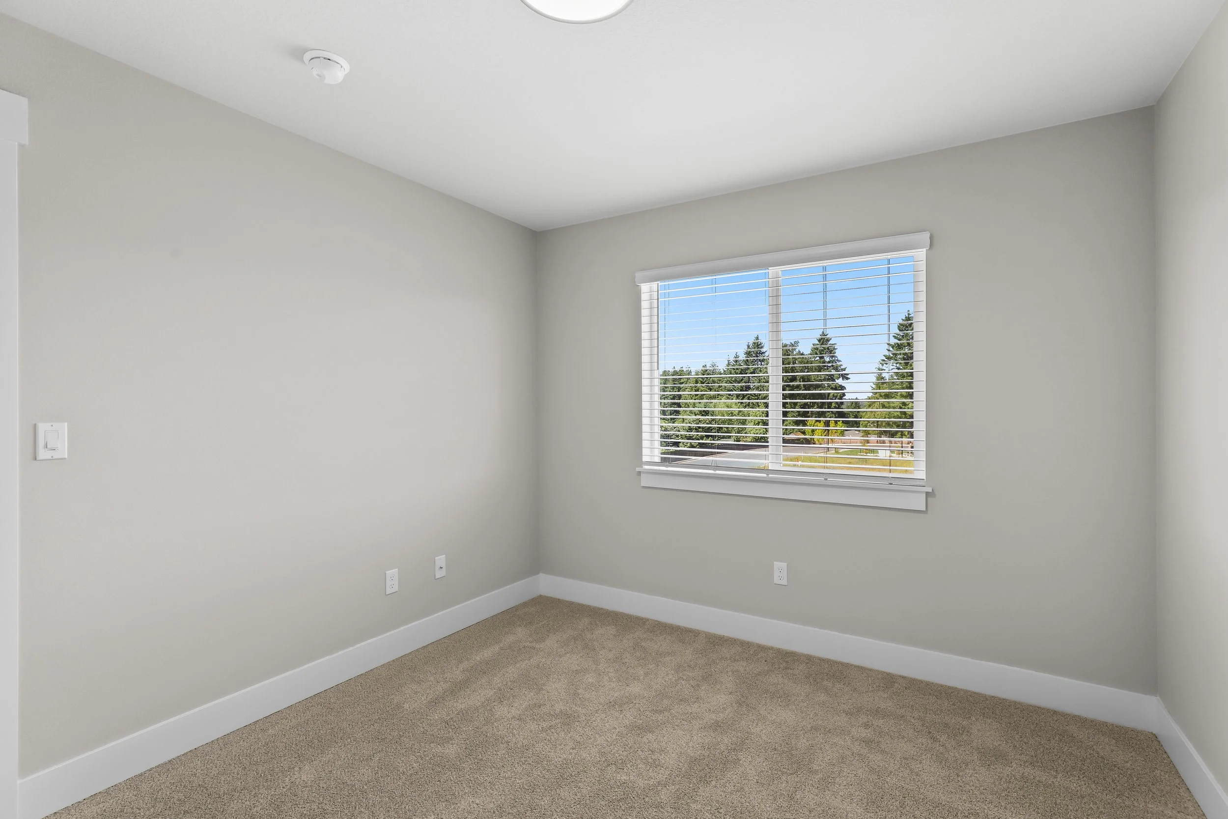 2217 Juniper Circle-38.jpg