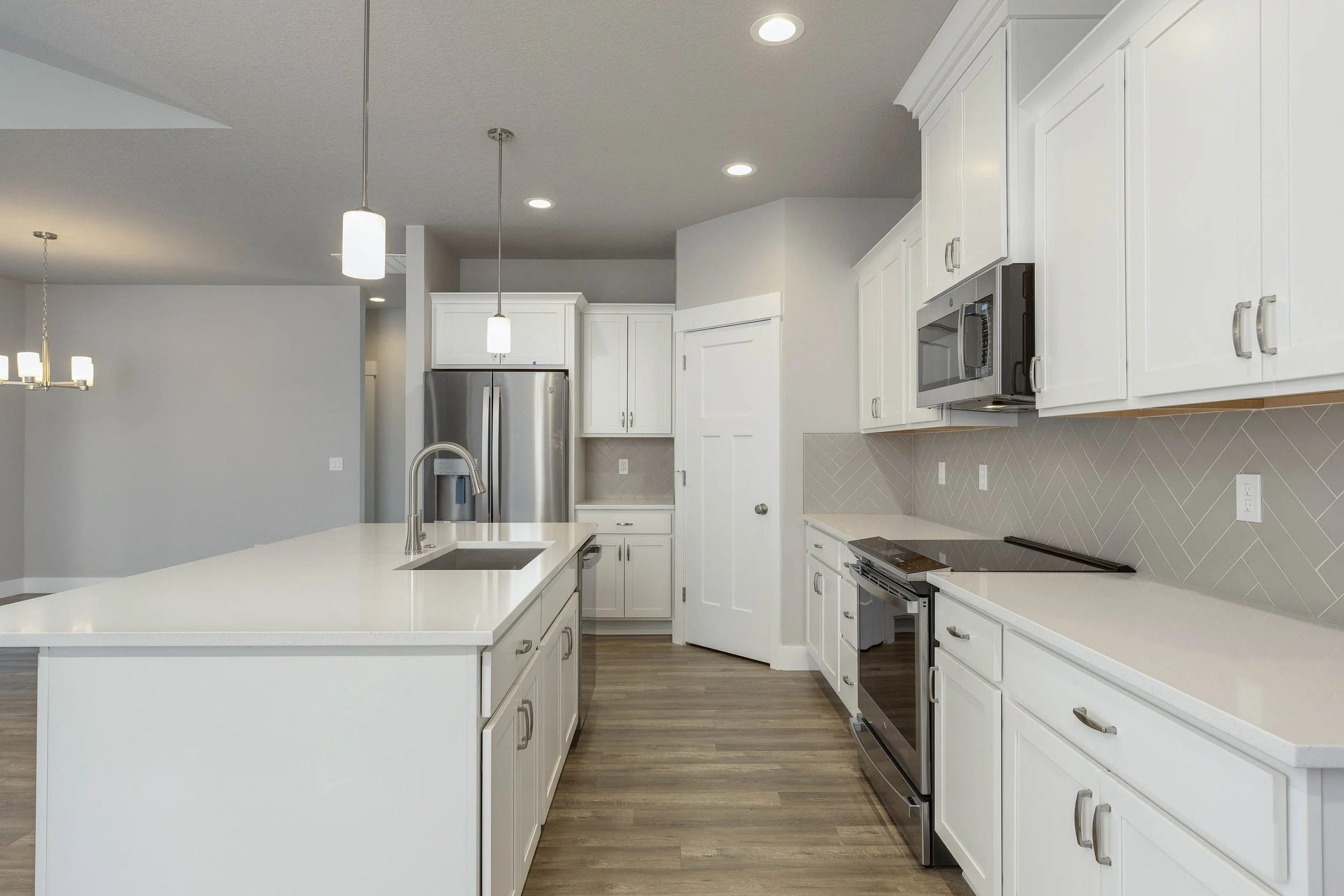 1404 NE Cristine Street, Estacada, Or-6.jpg