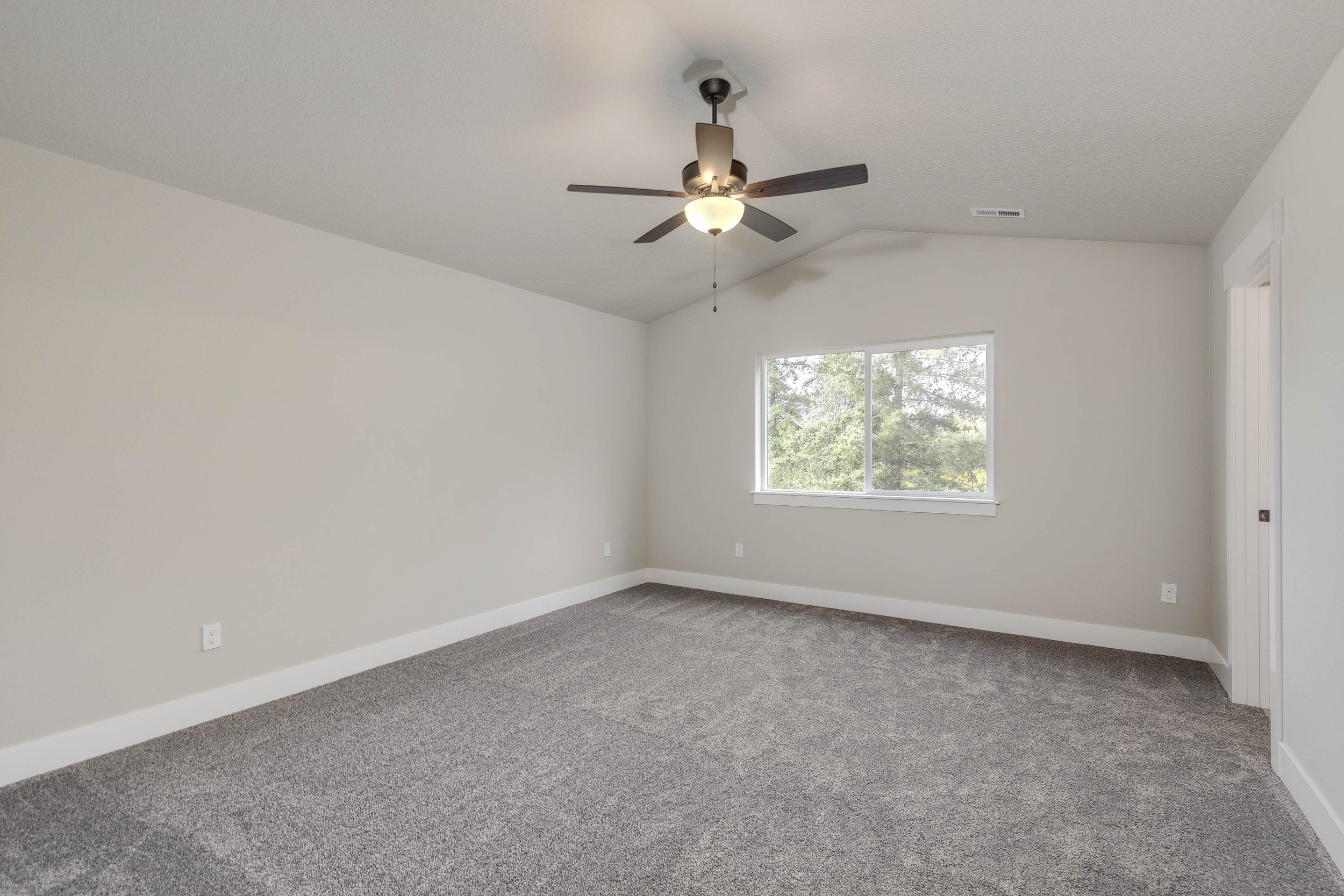 1343 NE Henderson Terr, Estacada, OR-20.jpg