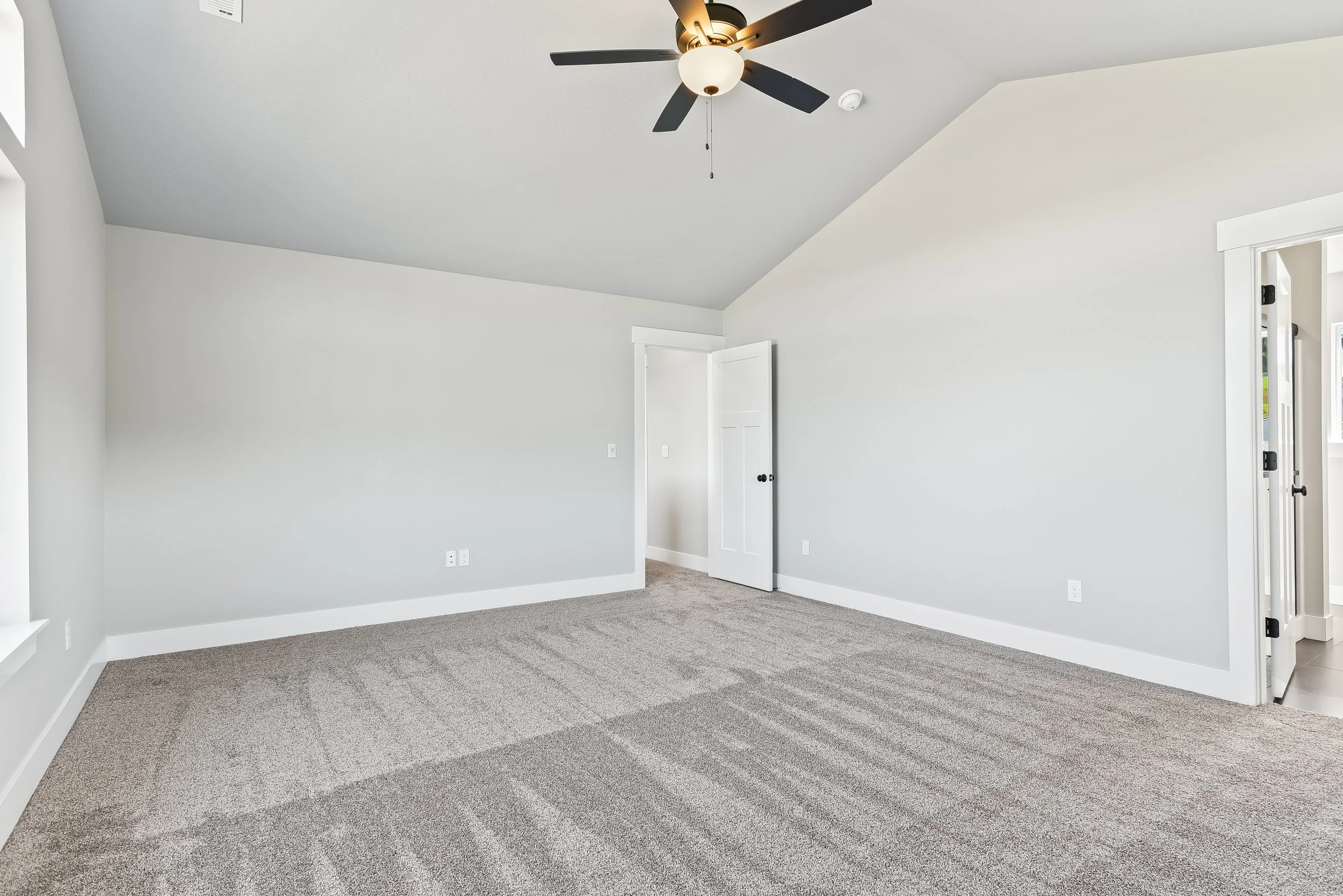 2818 NE Sweetwater Rd - PRINT-34.JPG