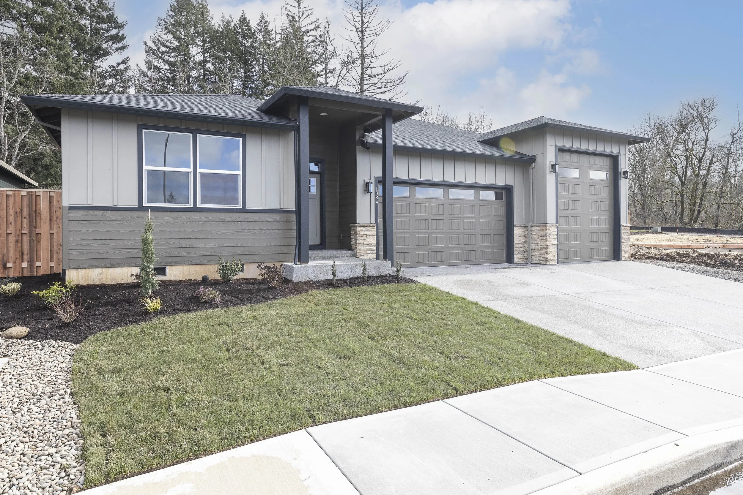 1384 Christine, Estacada, OR-1.jpg