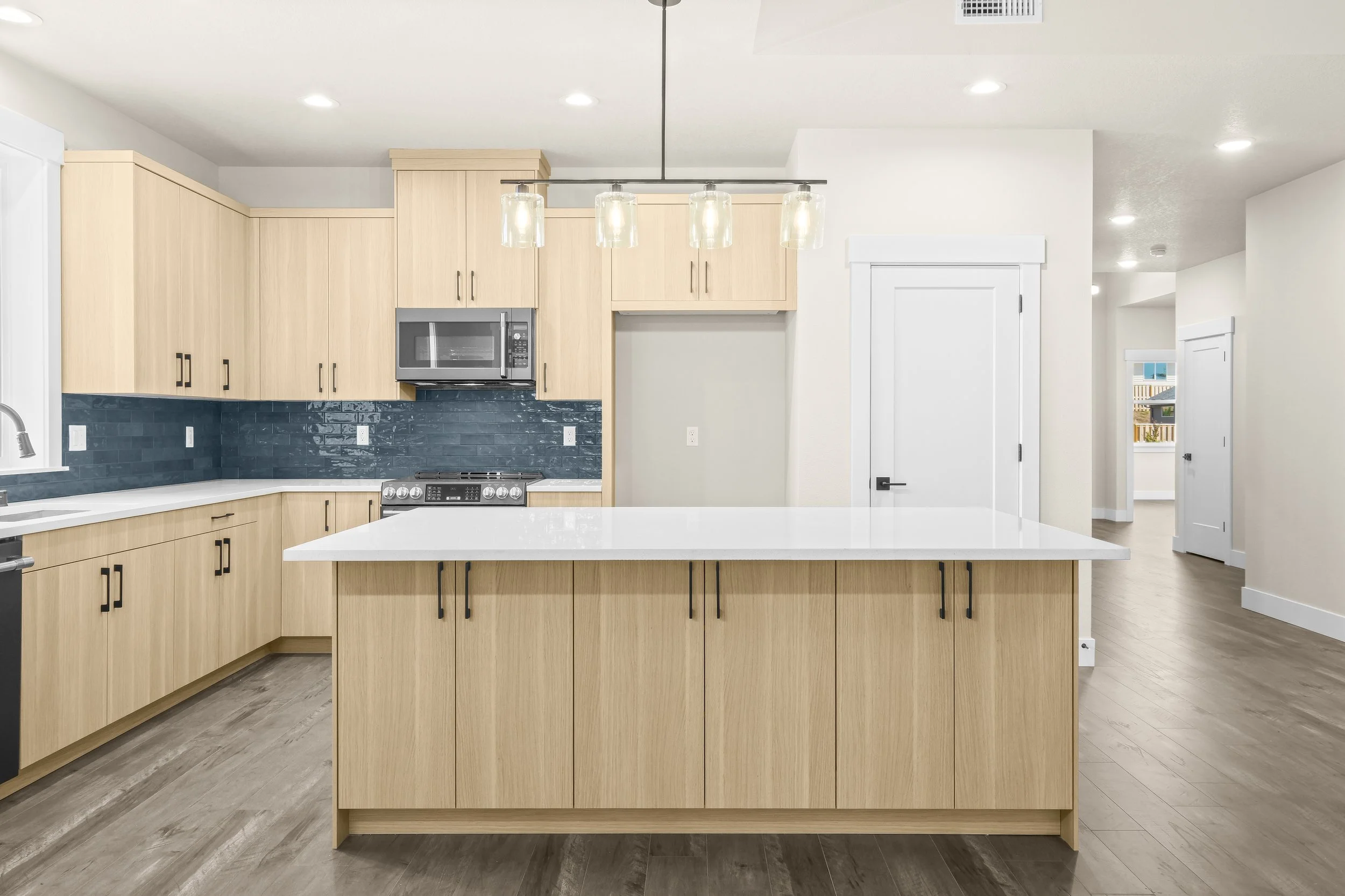 2020 E Badger Way-17.JPG