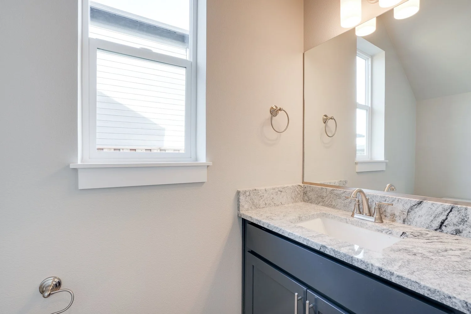 2928 NW 16th St - WEB-15.jpg