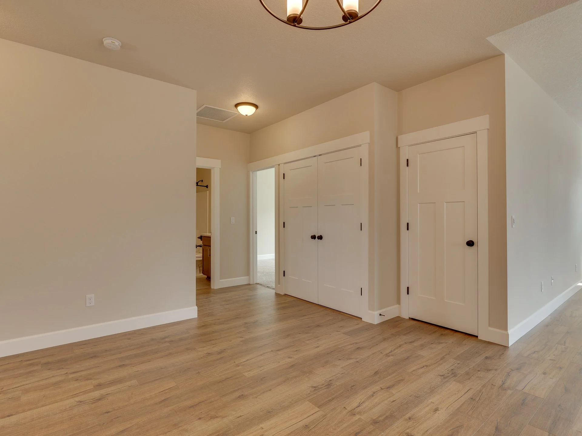 1723 NW 27th Ave - MLS-15.jpg