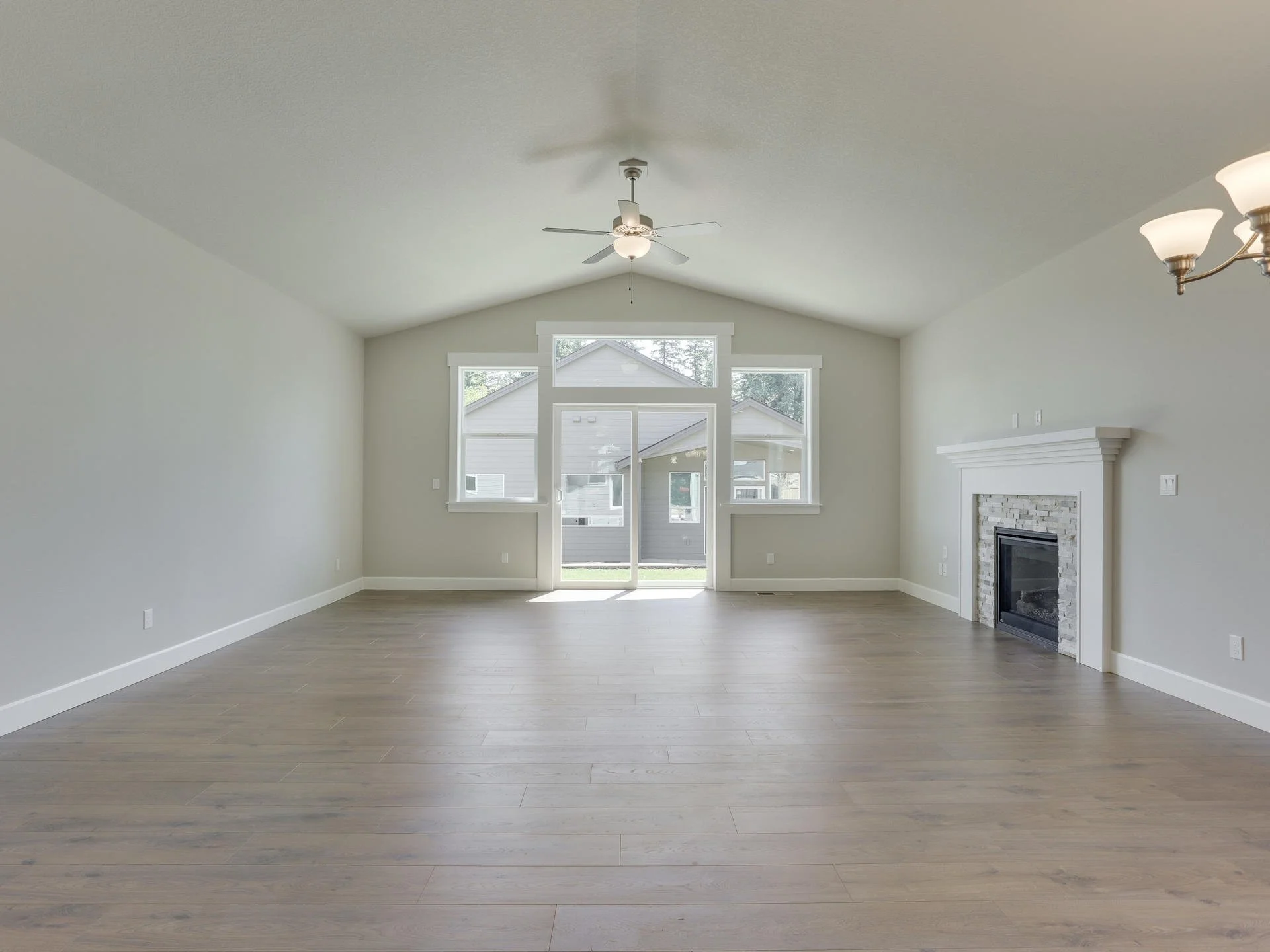 102 Overlook Court Estacada OR-021-047-102 Overlook Court-MLS_Size.jpg