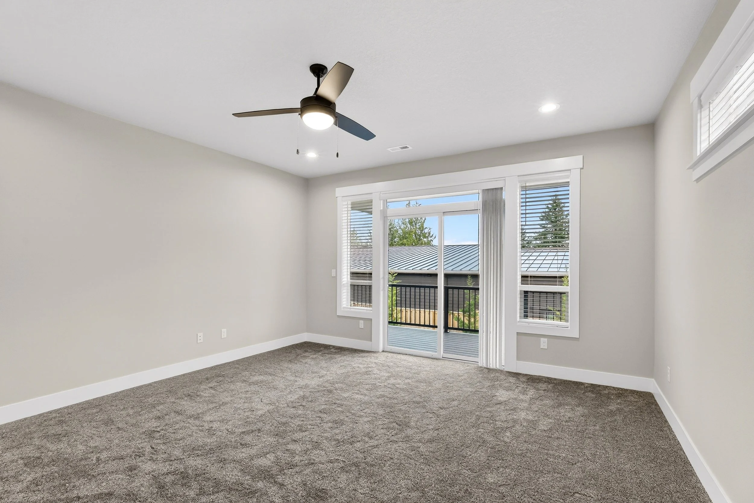 41865 Deschutes Ave-25.jpg