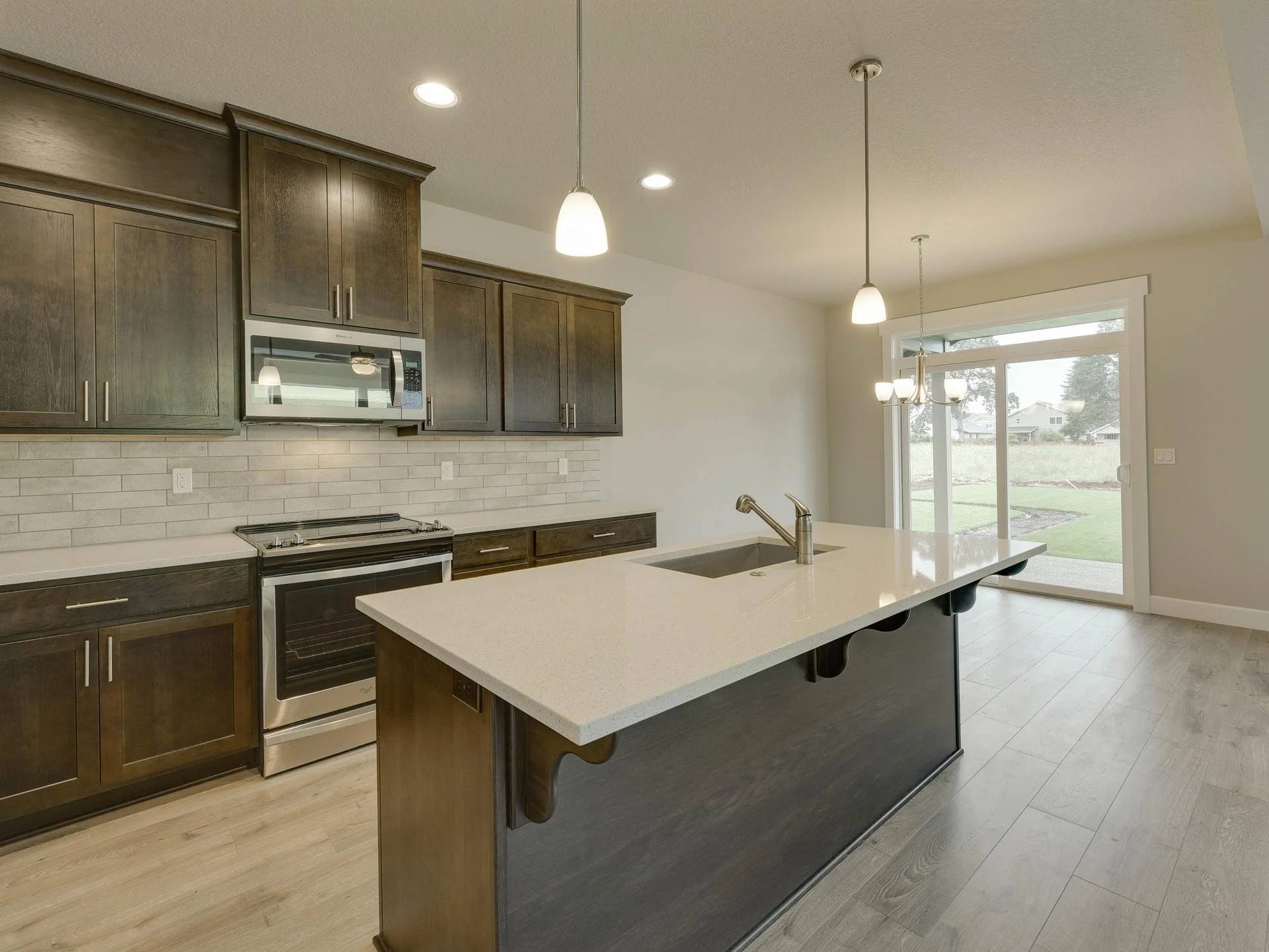 145 NE S Overlook Dr Estacada-016-013-145 NE S Overlook Dr-MLS_Size.jpg