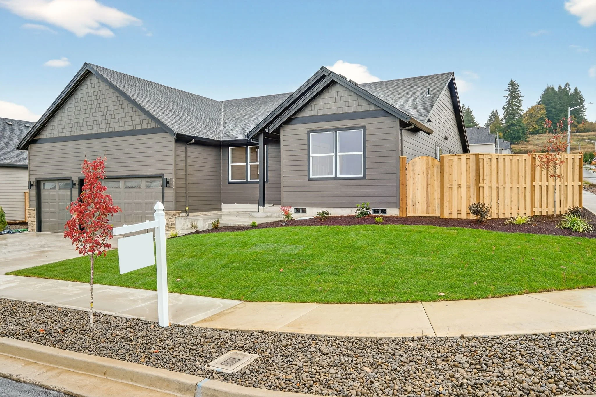 3301 NE Justus Ave-4.jpg