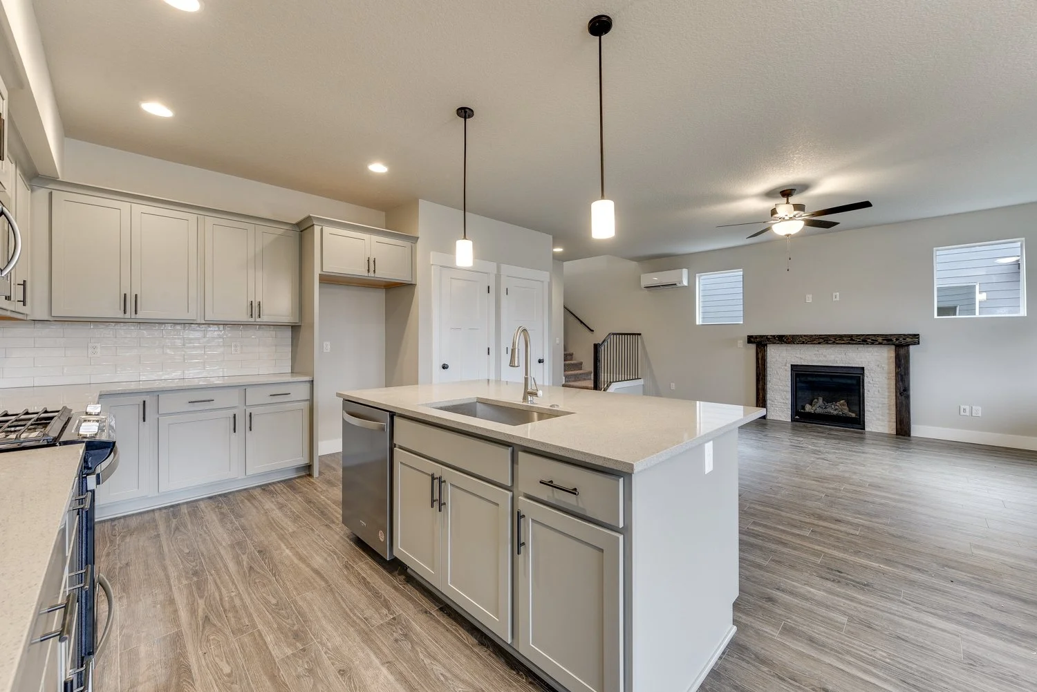 2936 NW 16th St - WEB-16.jpg