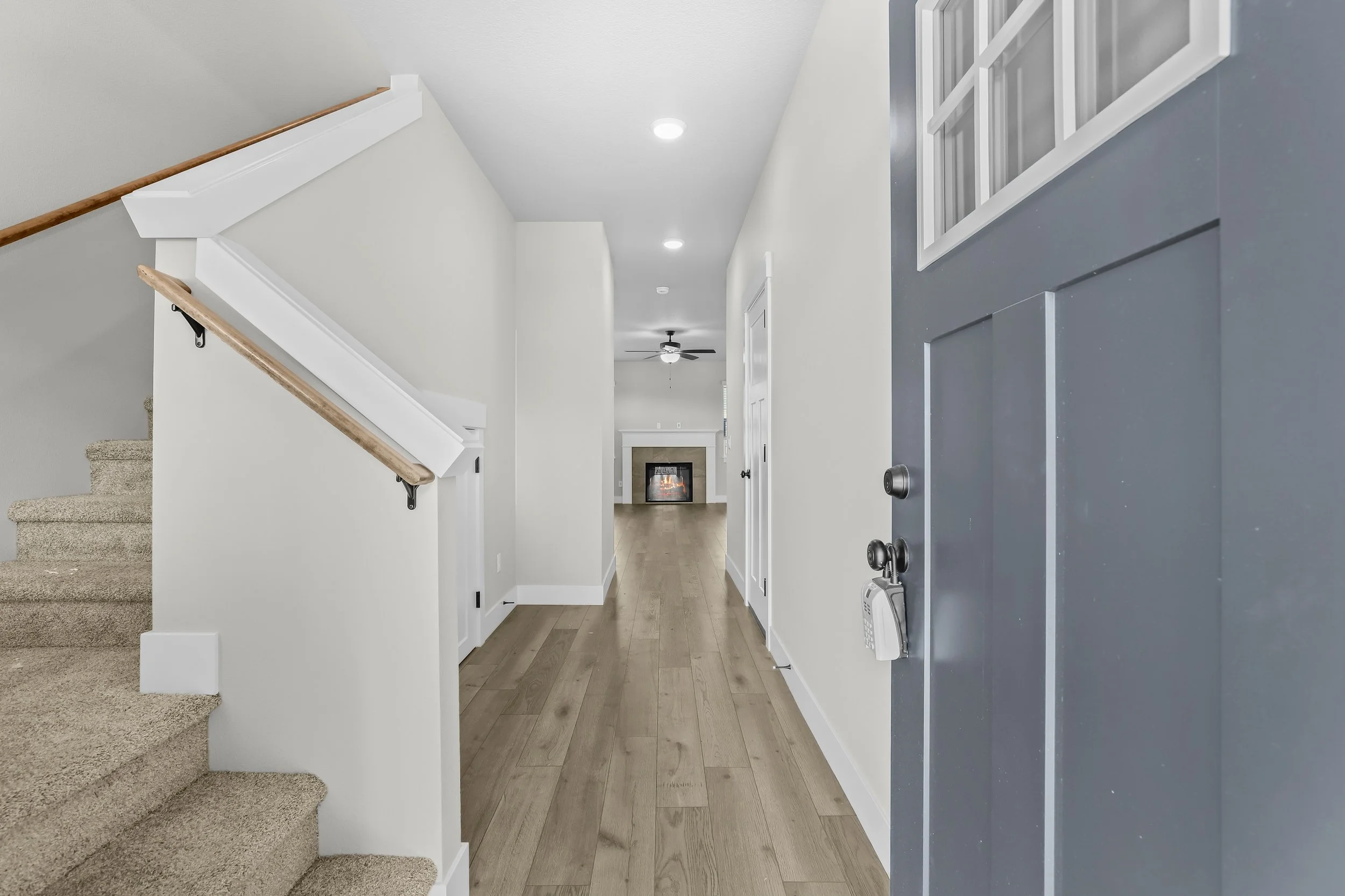 2217 Juniper Circle-6.jpg