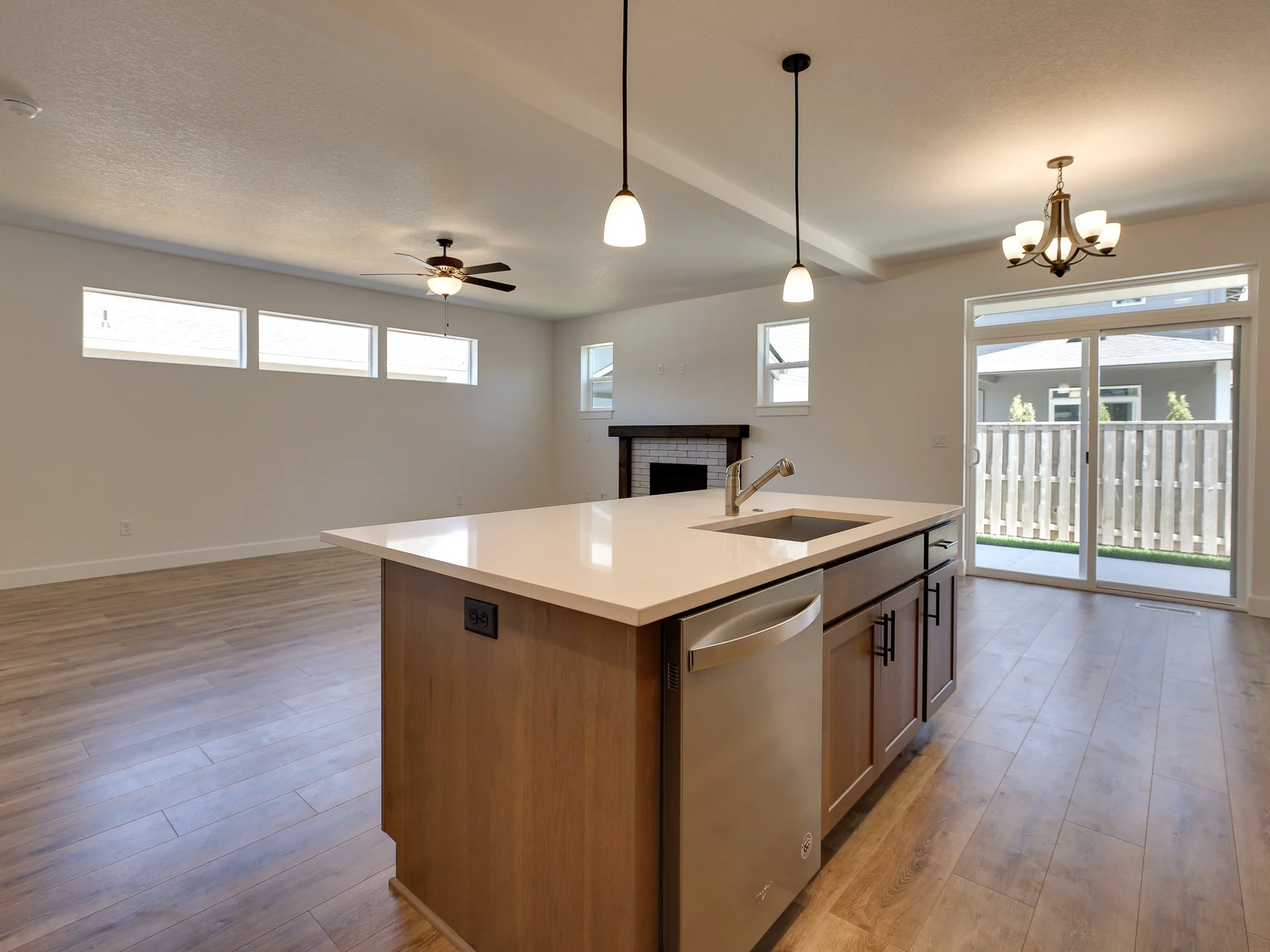 1719 NW 27th Ave - MLS-16.jpg