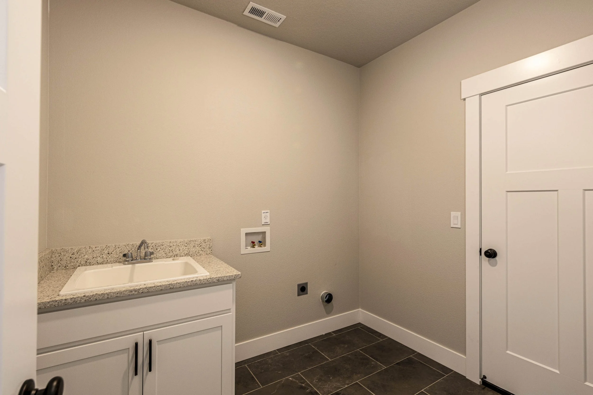 Cedar Rdige - Lot 60-11.jpg