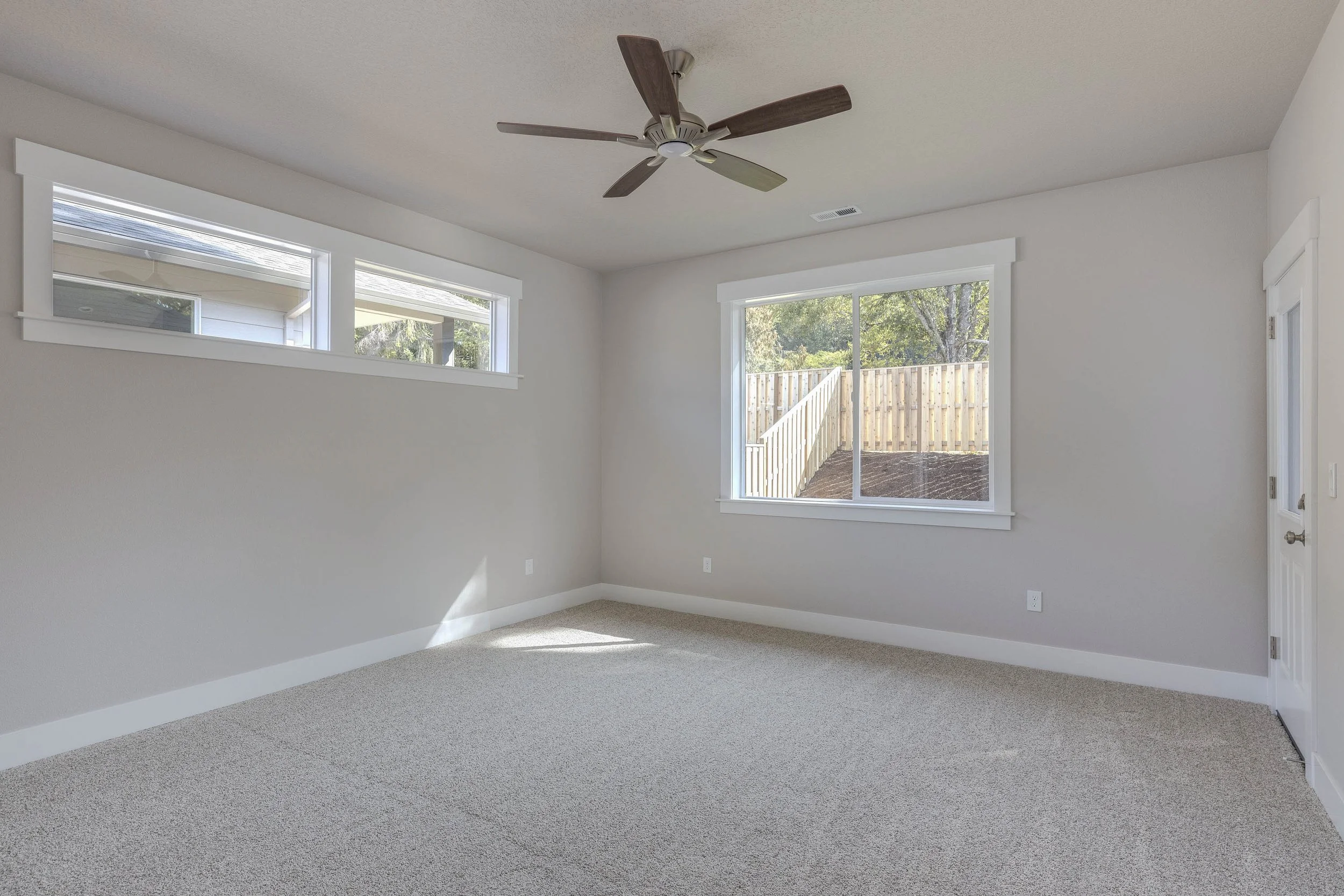 1404 NE Cristine Street, Estacada, Or-14.jpg