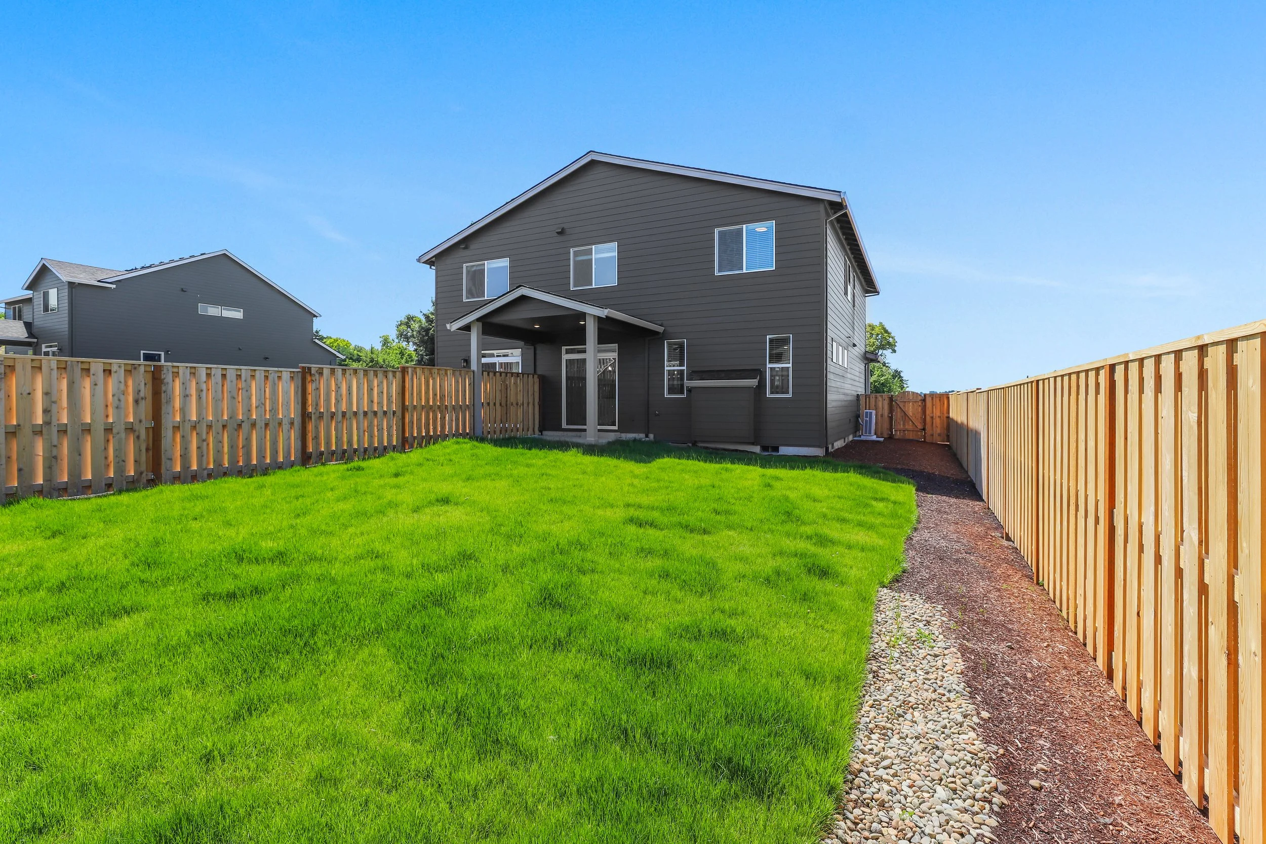 2217 Juniper Circle-74.jpg