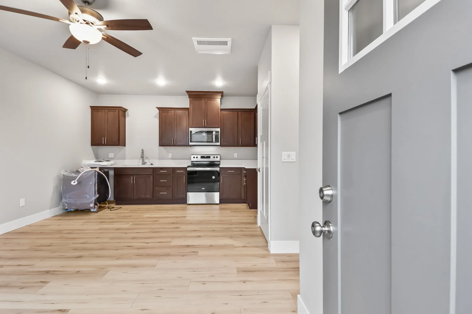 748 NE Pinebreak Dr - WEB-48.JPG