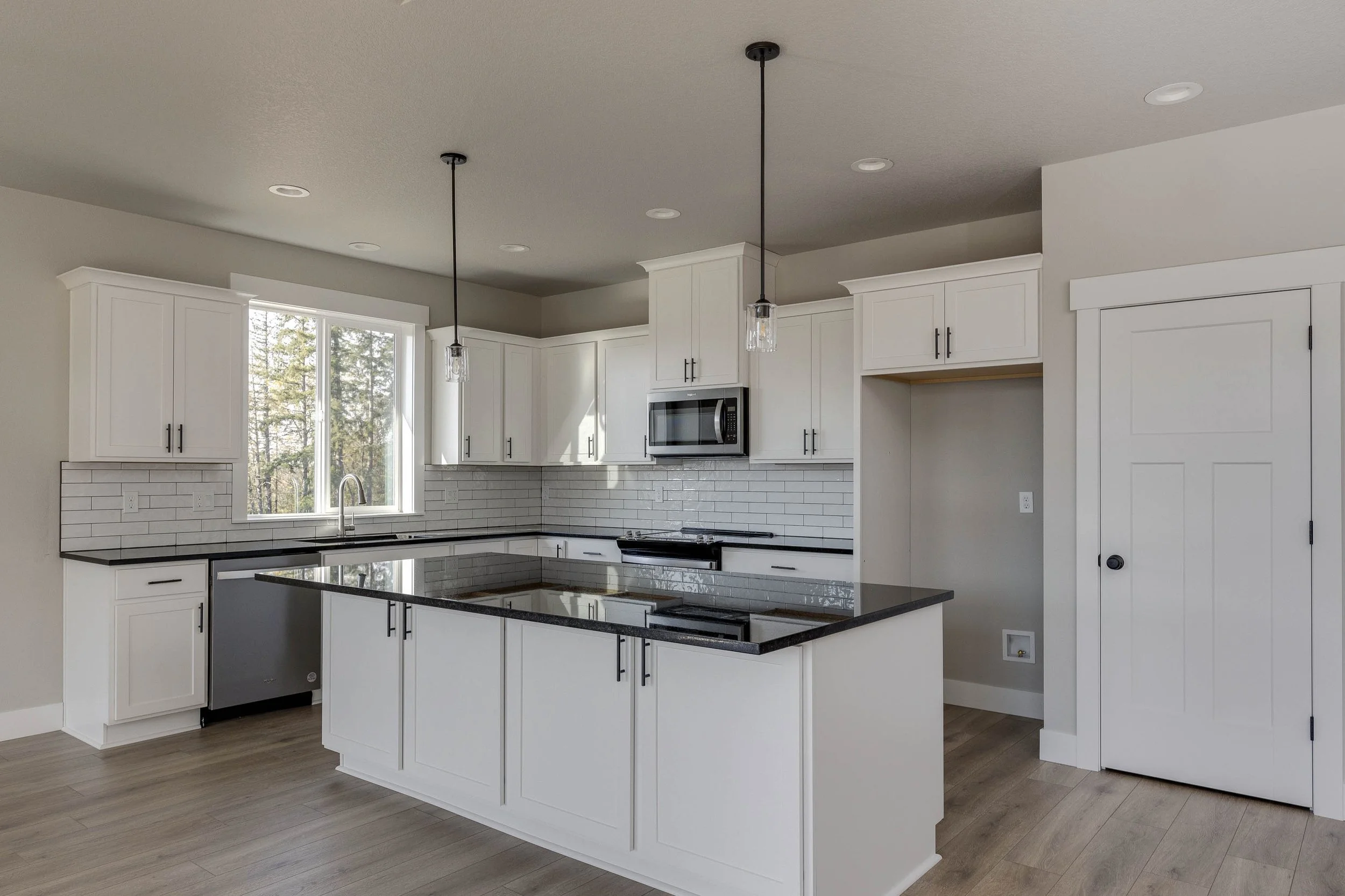 Cedar Ridge - 1750 NE Robert Rd, Estacada, OR-8.jpg